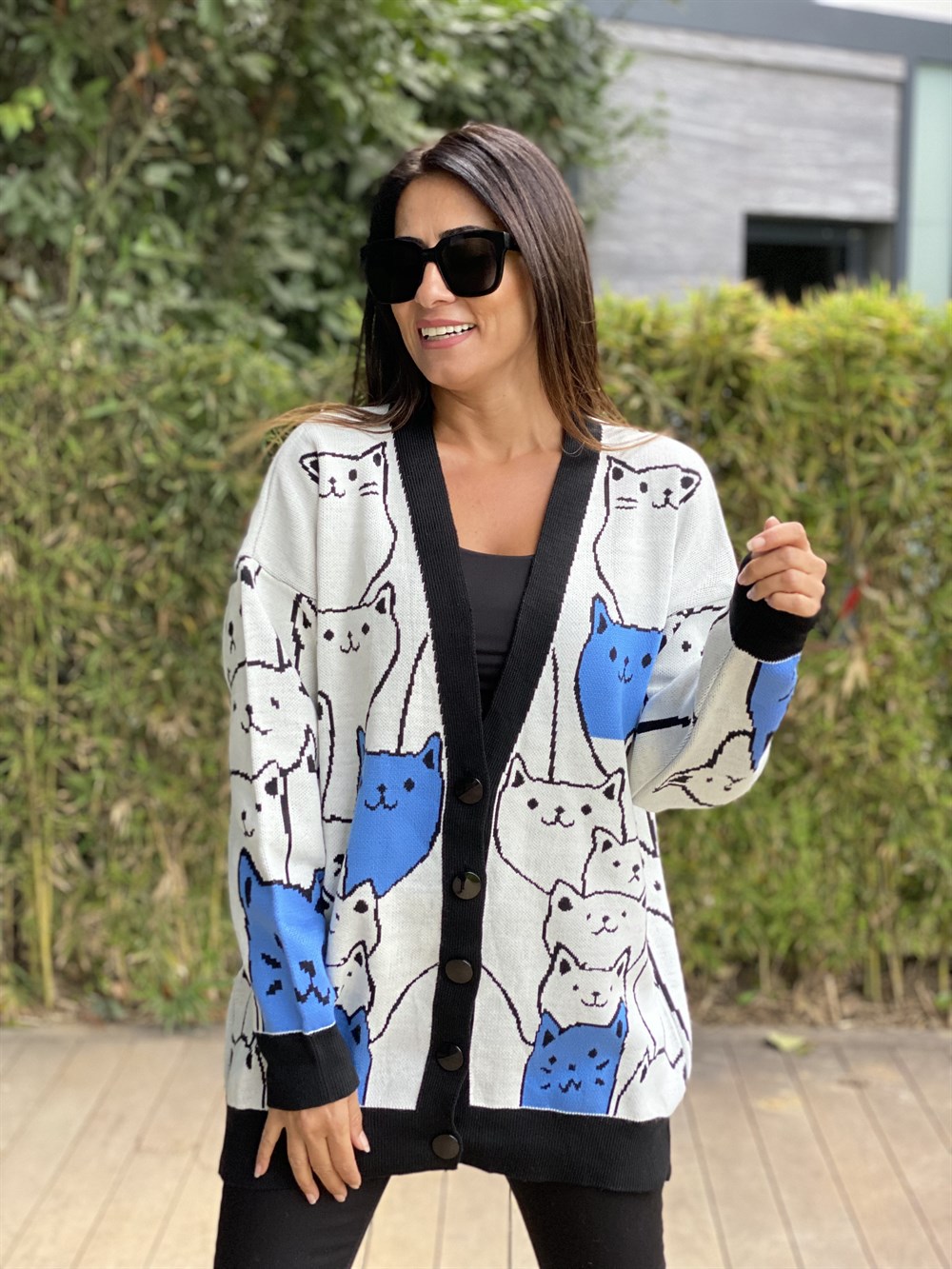 Mavi Kedi Desenli Düğmeli Kadın Hırka