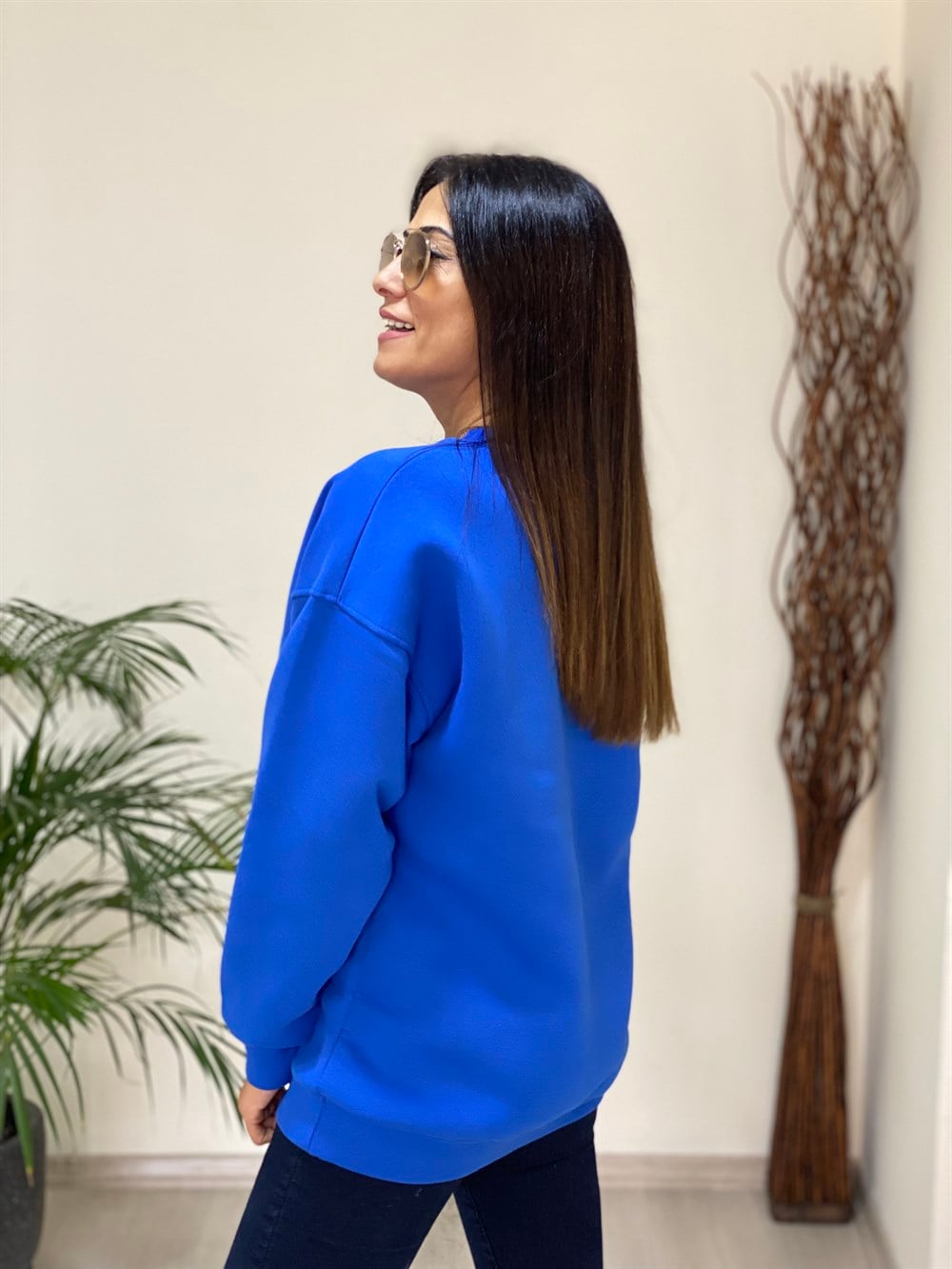 Mavi Yazı Baskılı Bisiklet Yaka Basic Kadın Sweatshirt