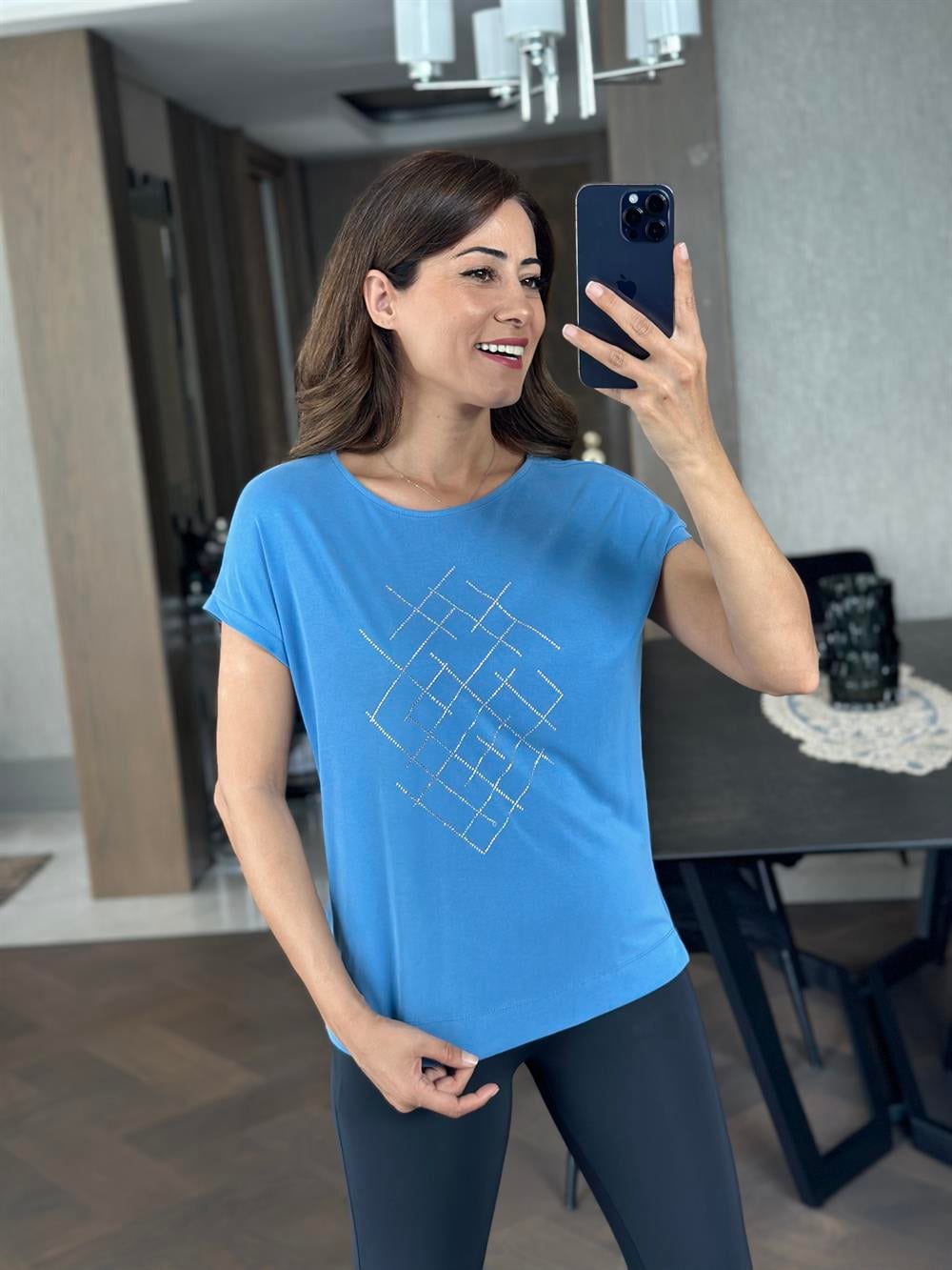 Mavi Önü Taşlı Modal Kadın T-Shirt
