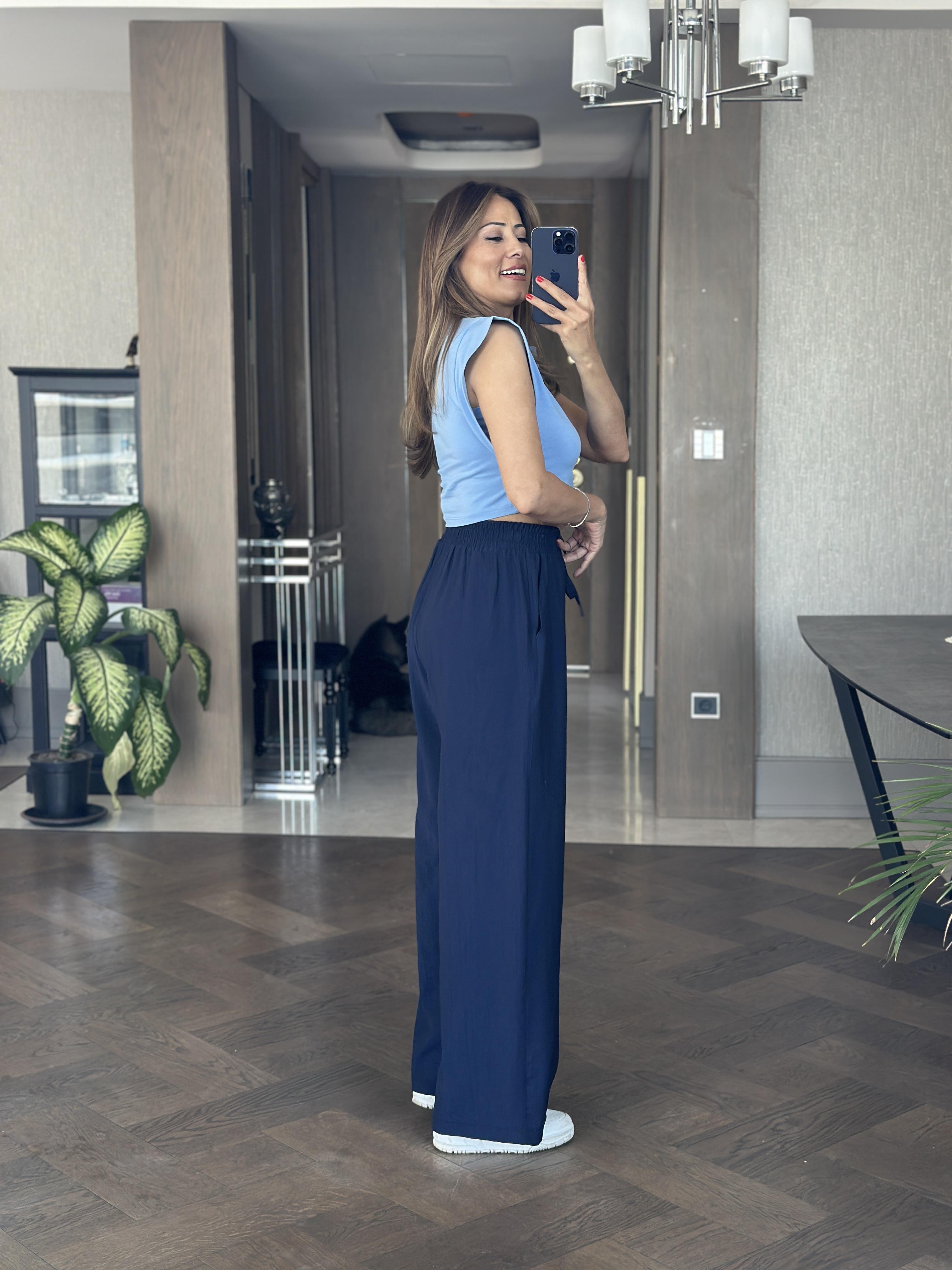 Mavi Vatka Görünümlü Sıfır Kol Kadın Crop Body