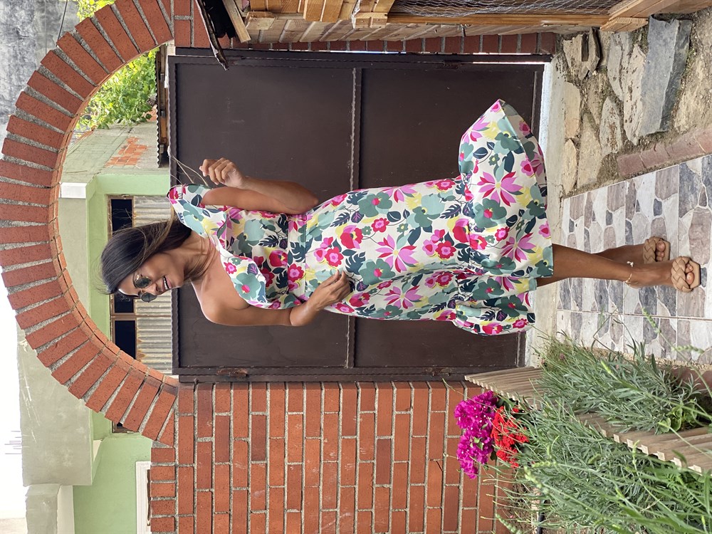 Pembe Çiçekli Tek Omuz Lastikli Kuşaklı Kadın Elbise