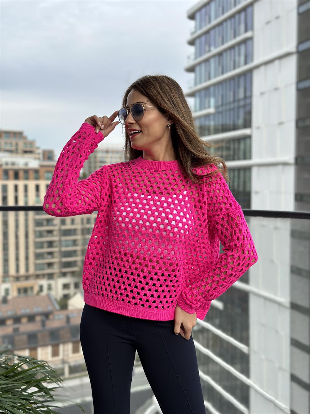 Pembe Dekolte Örgülü Kadın Triko Kazak