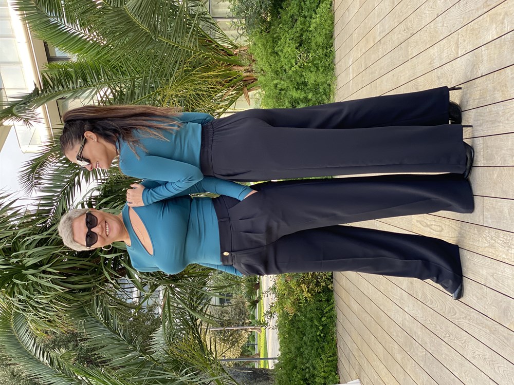 Petrol Yeşili Önü Dekolteli Fitilli Kaşkorse Kadın Bluz