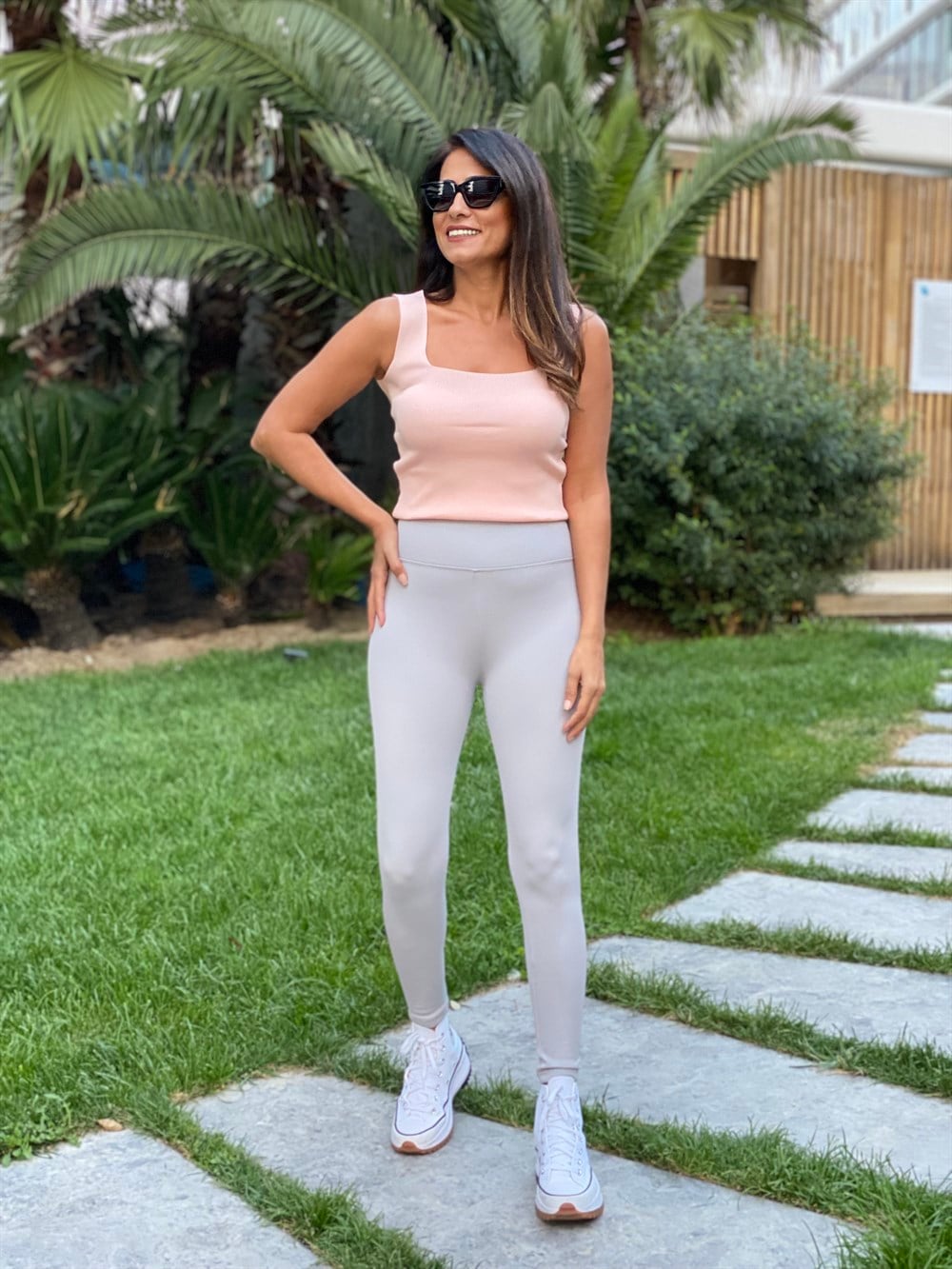 Pudra Kare Yaka Triko Kadın Body