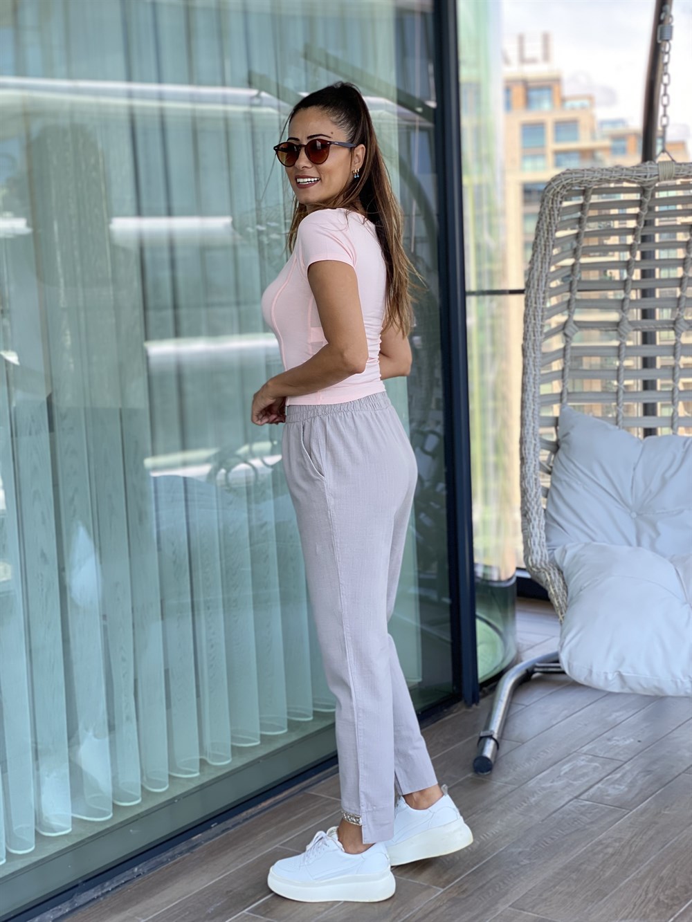 Pudra Kısa Kol U Yaka Önü Dikiş Detay Kadın Body