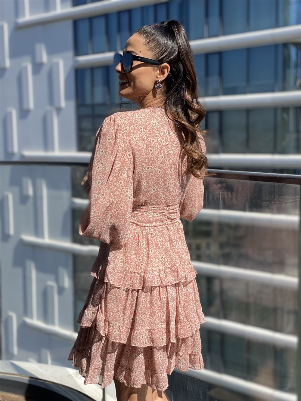 Pudra V Yaka Mini Kat Kat Şifon Elbise