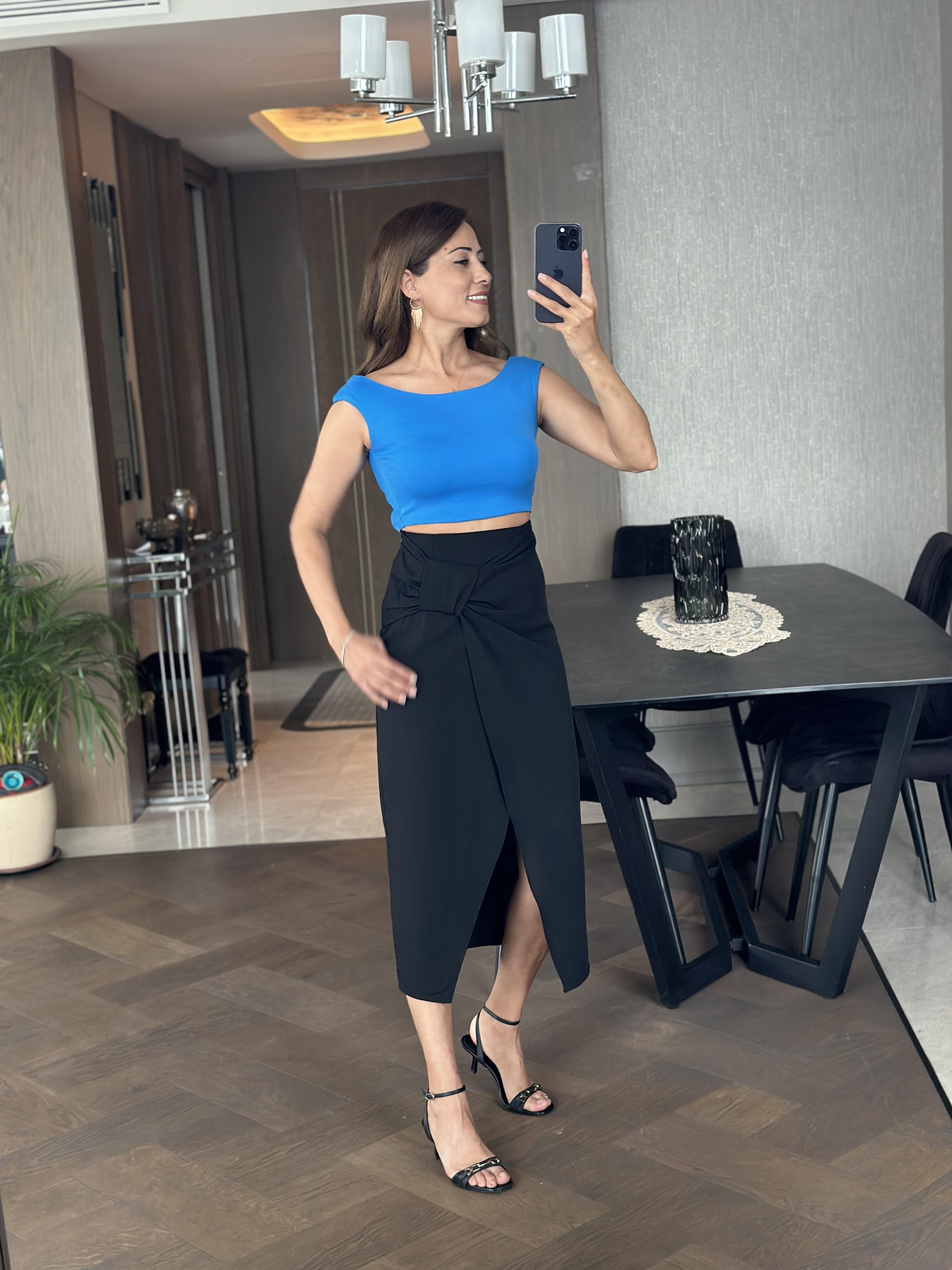 Saks Önü Çift Katlı Kayık Yaka Sıfır Kol Kadın Crop Body