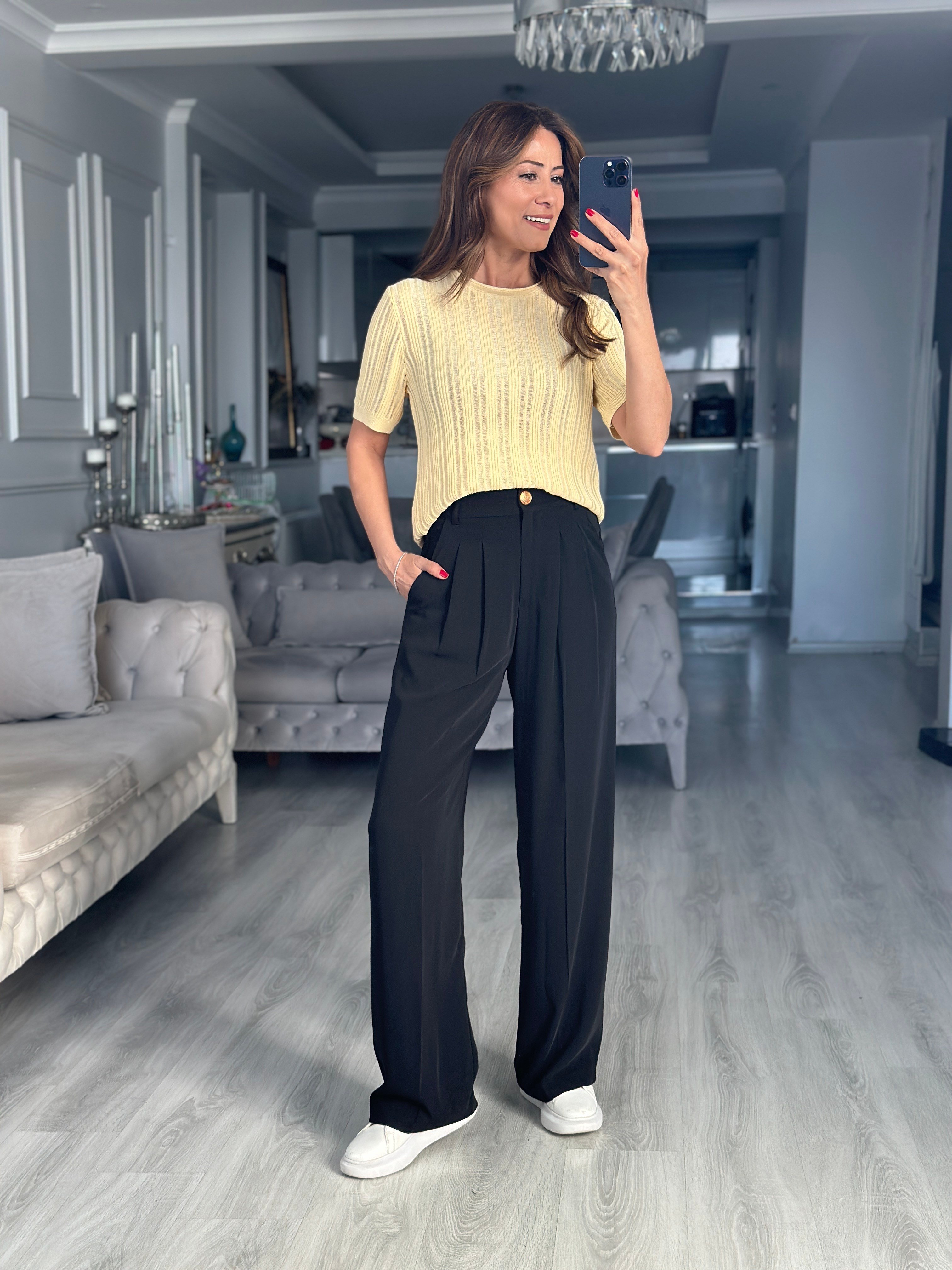 Sarı Ajurlu Kısa Kollu Kadın Bluz