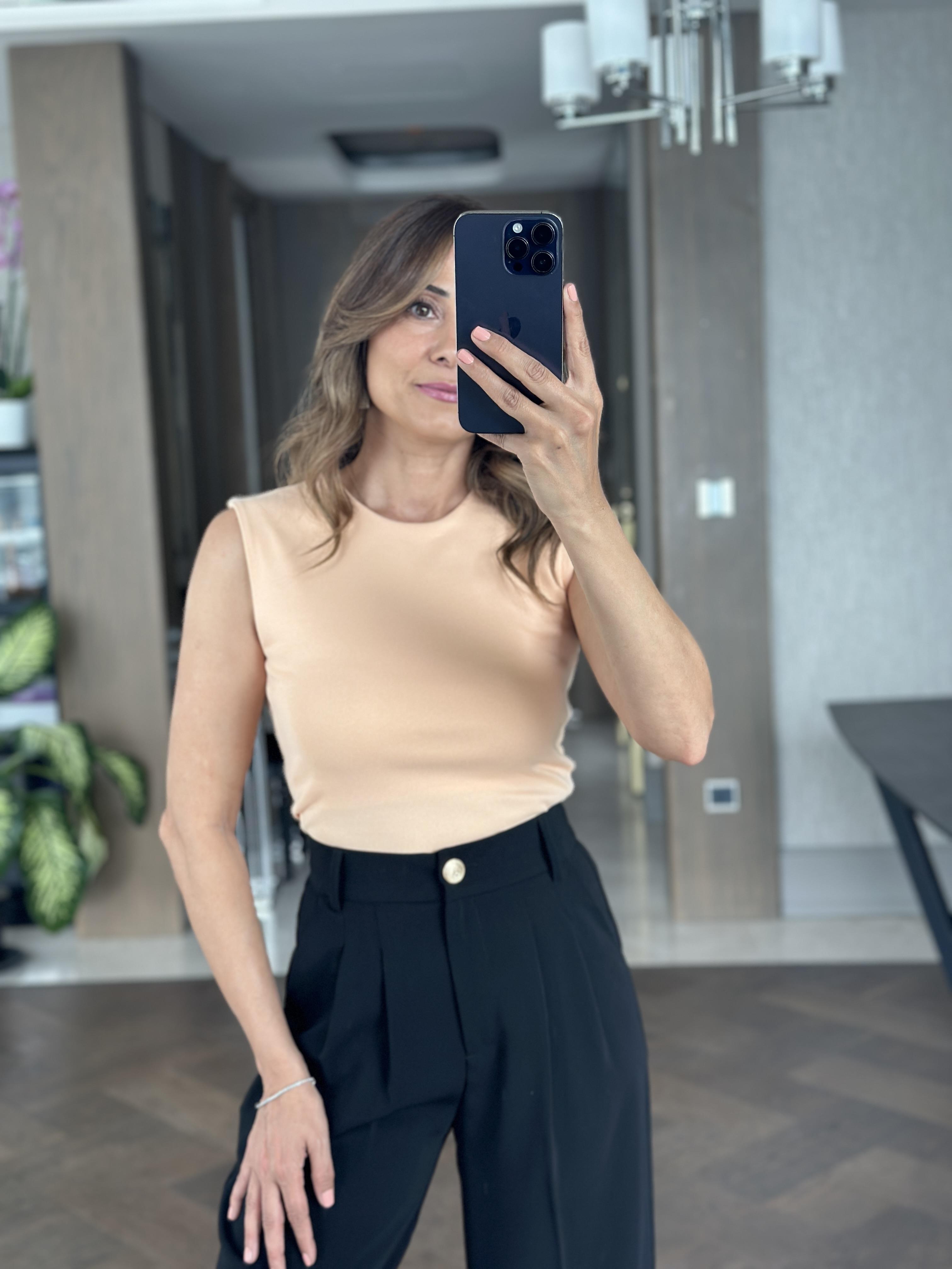 Şeftali Önü Çift Katlı Bisiklet Yaka Sıfır Kol Kadın Body
