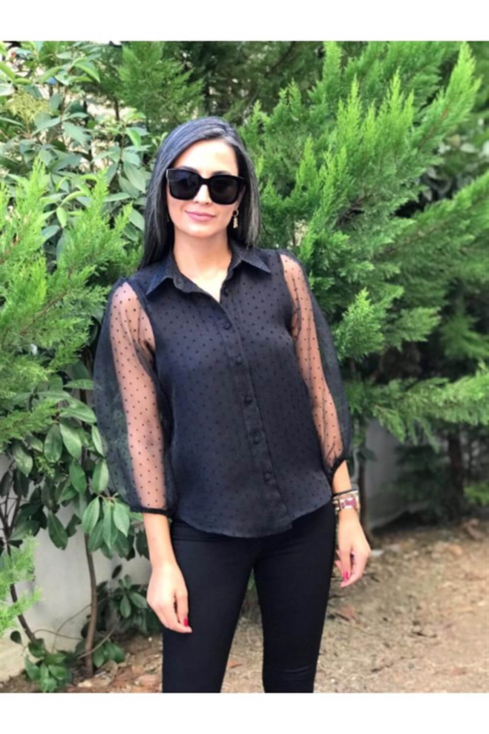 Siyah Arkası Dekolteli Kadın Gömlek