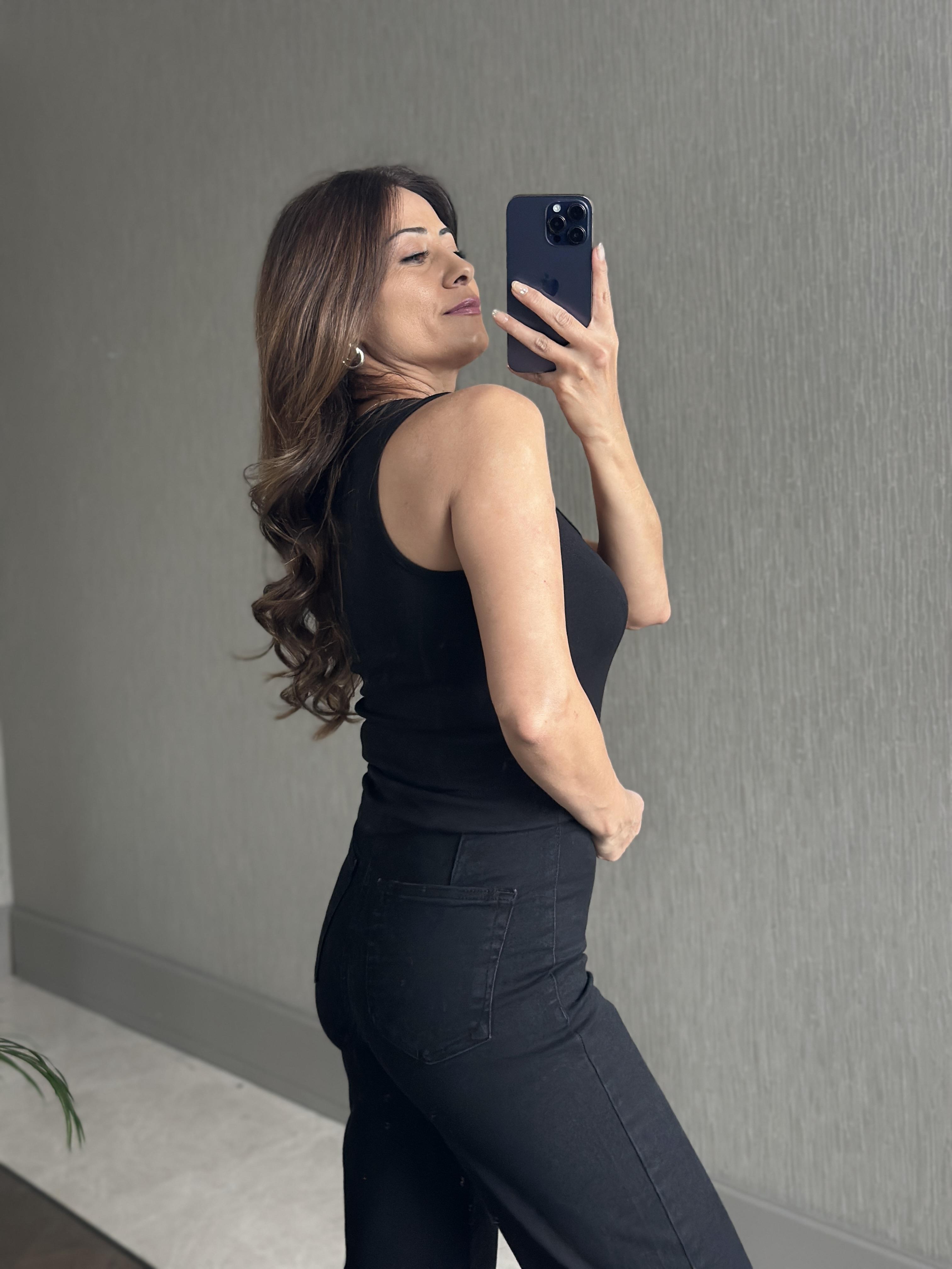 Siyah Askılı Kare Yaka Düğmeli Kadın Body