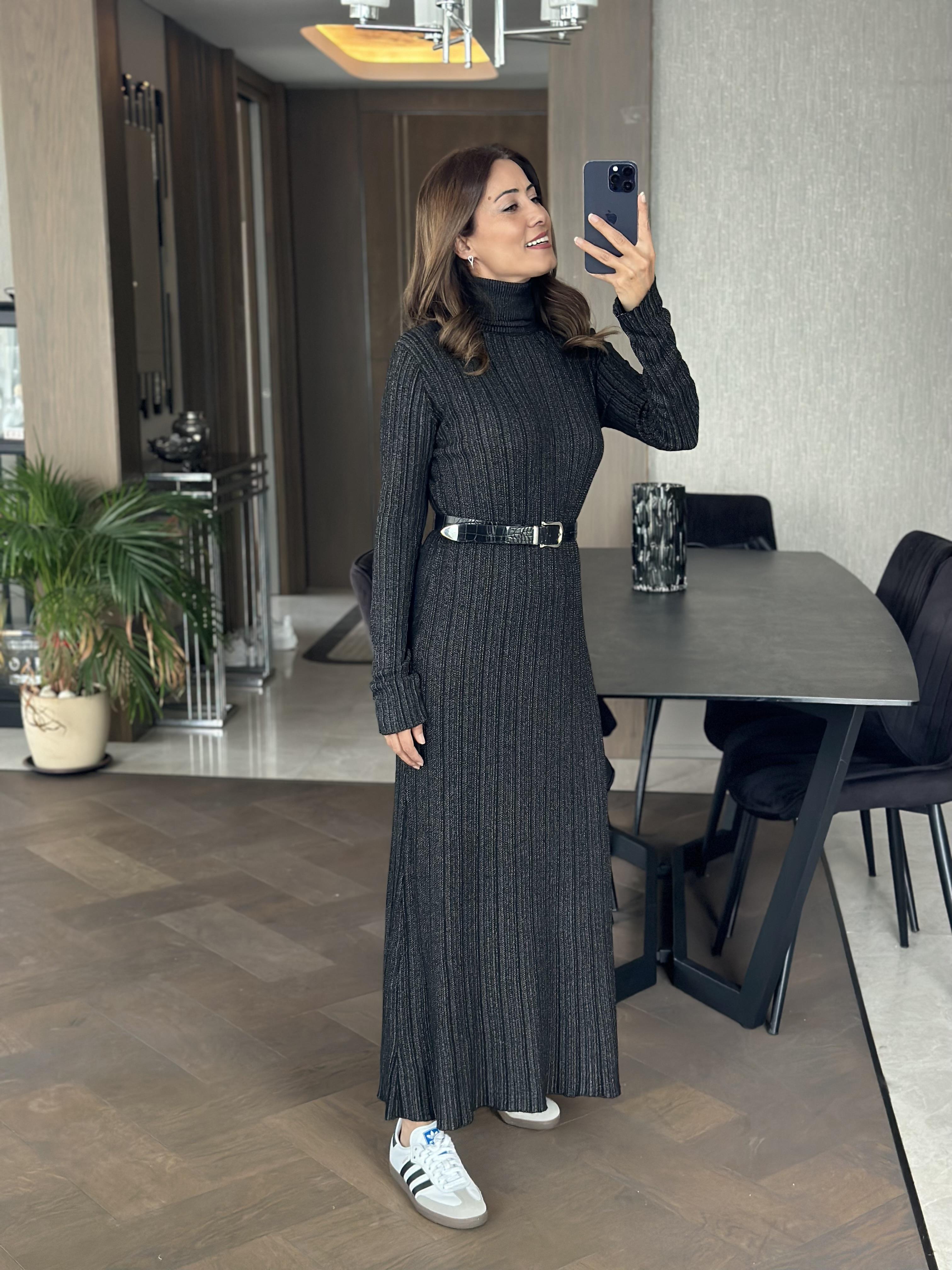 Siyah Balıkçı Yaka Çizgi Desen Maksi Boy Kadın Elbise