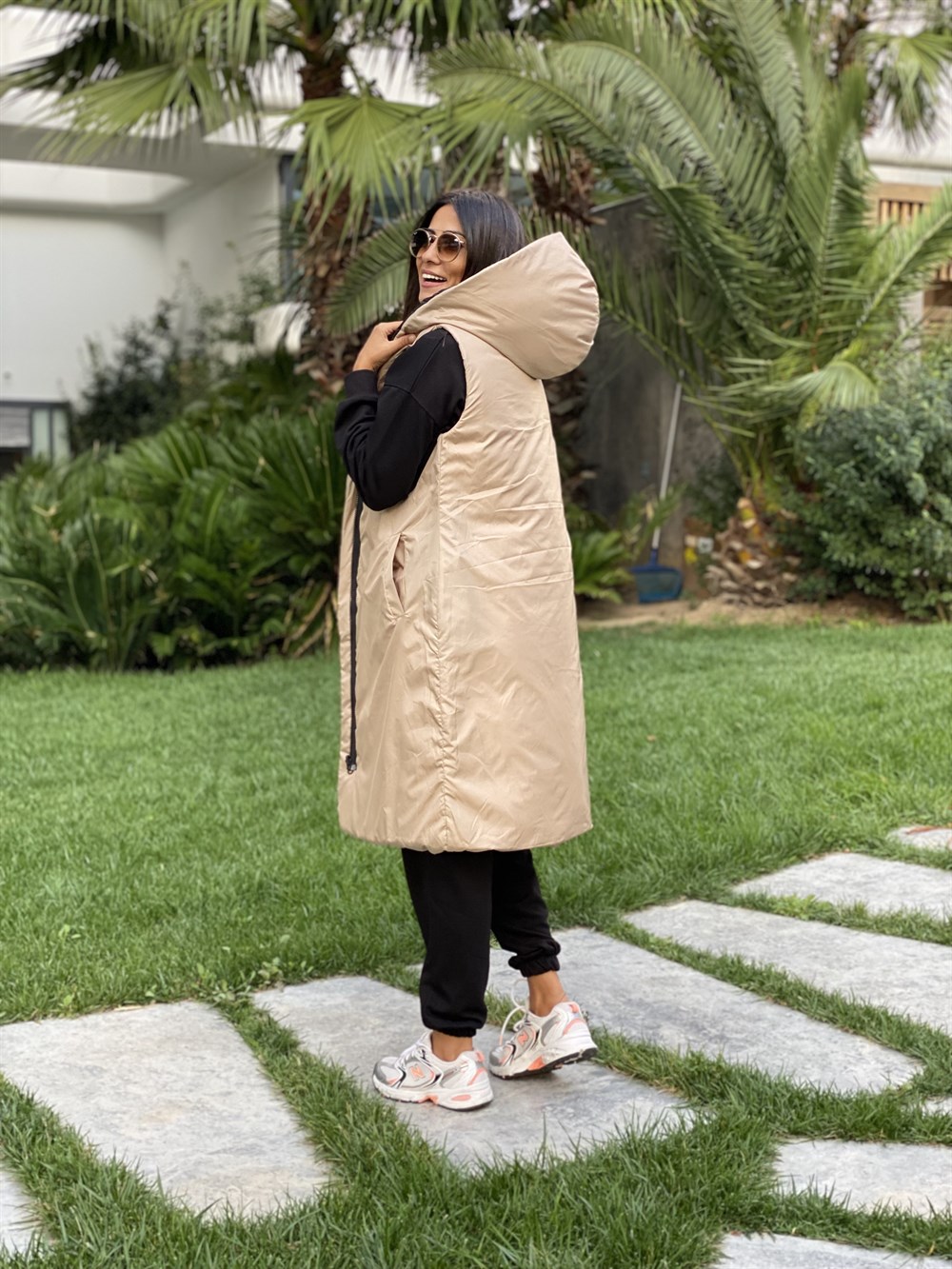 Siyah Bej Çift Taraflı Uzun Kadın Yelek