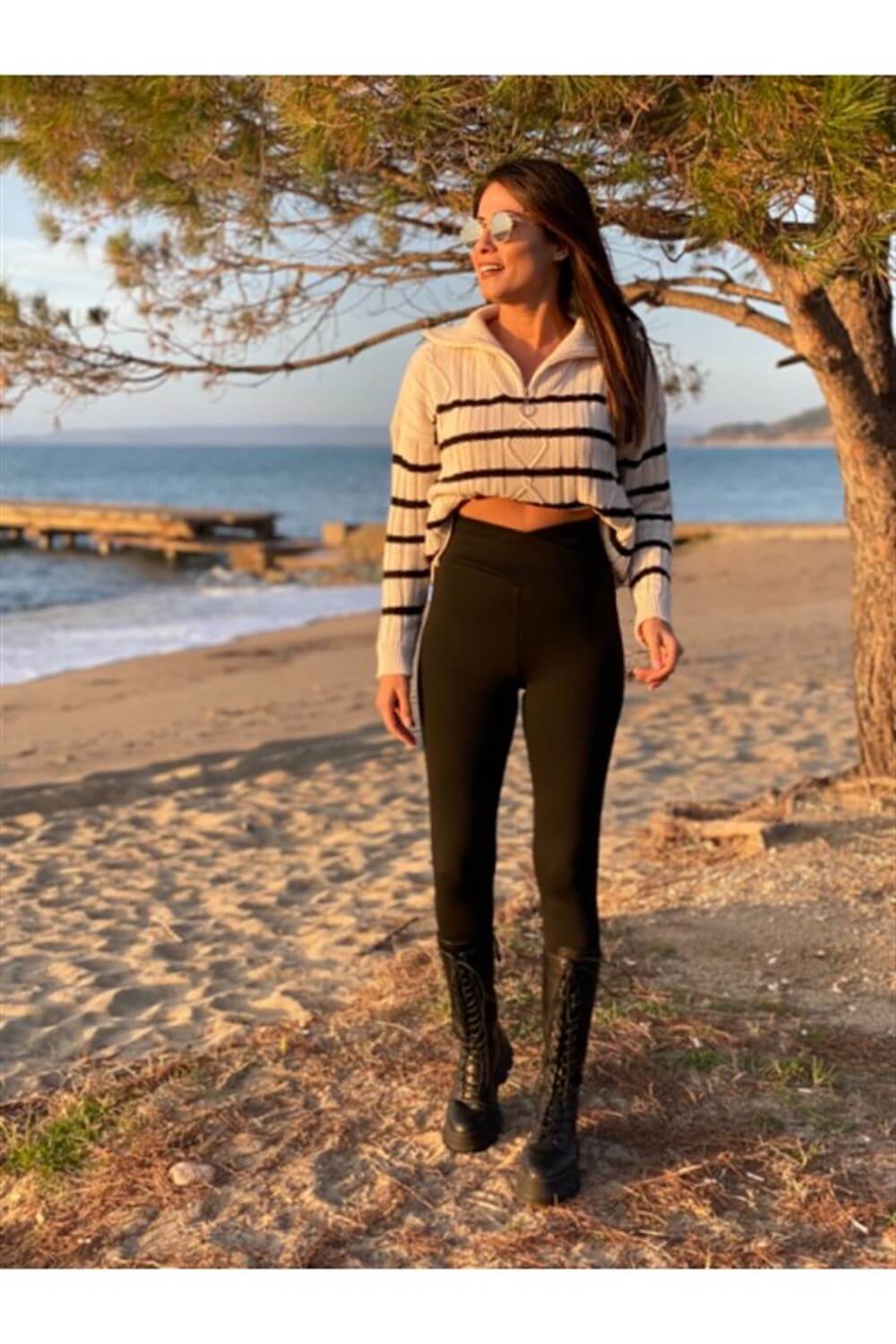 Siyah Bel Çapraz Çelik Tayt