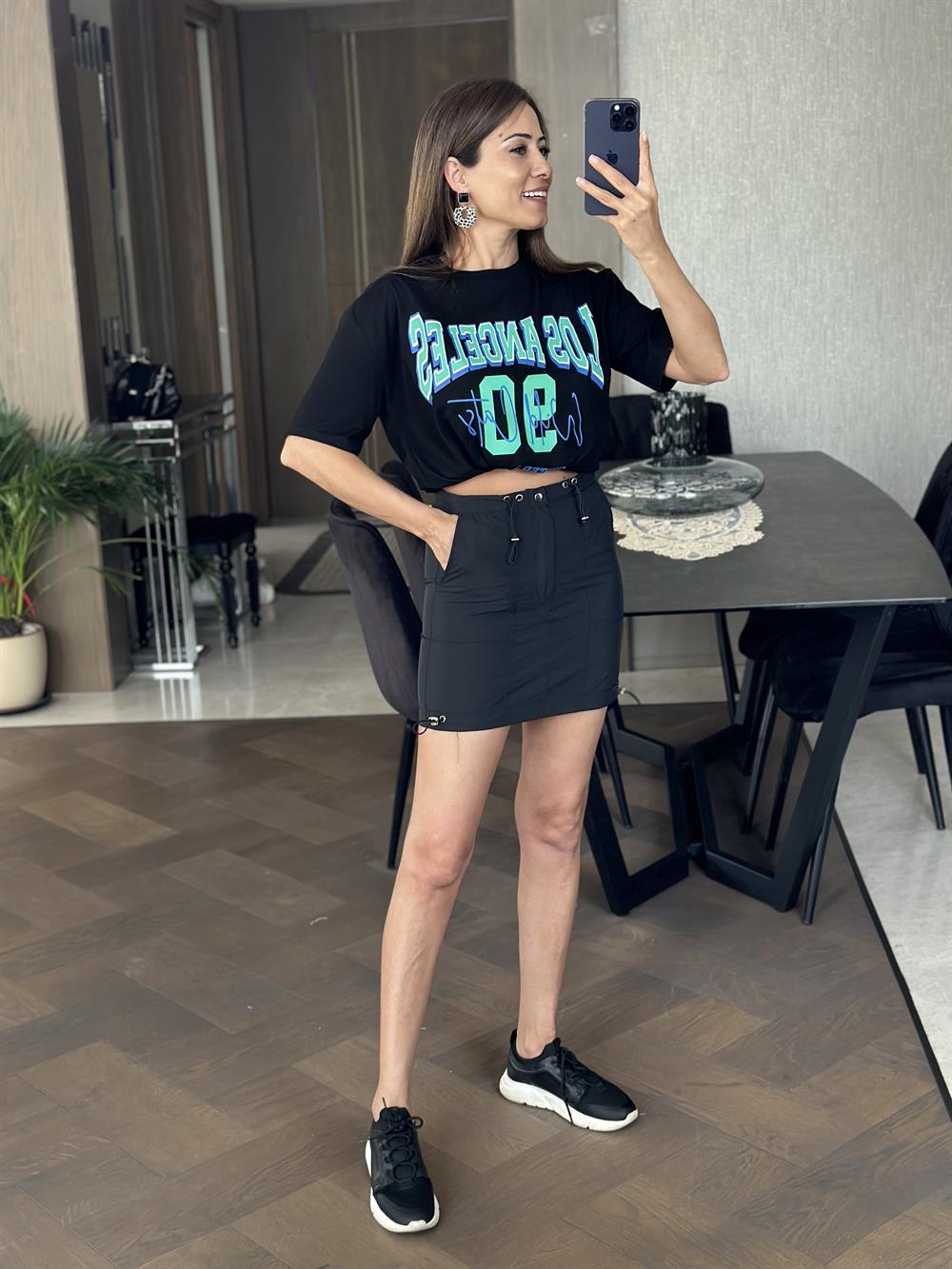 Siyah Bel Ve Eteği Lastik Detay Paraşüt Kadın Mini Etek