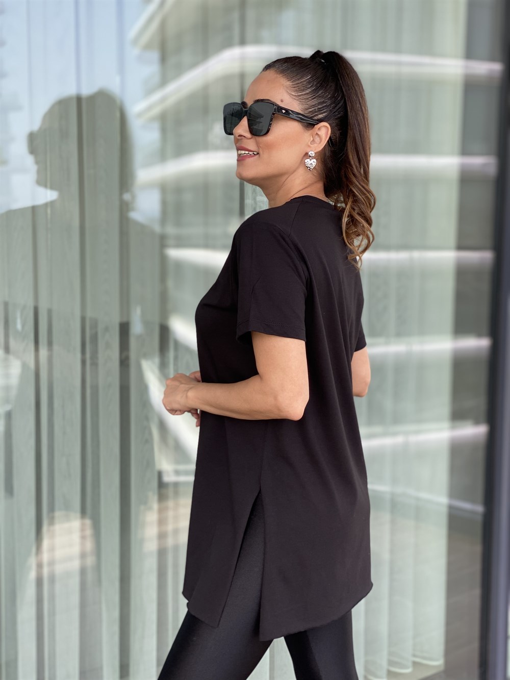 Siyah Bisiklet Yaka Basic T-Shirt