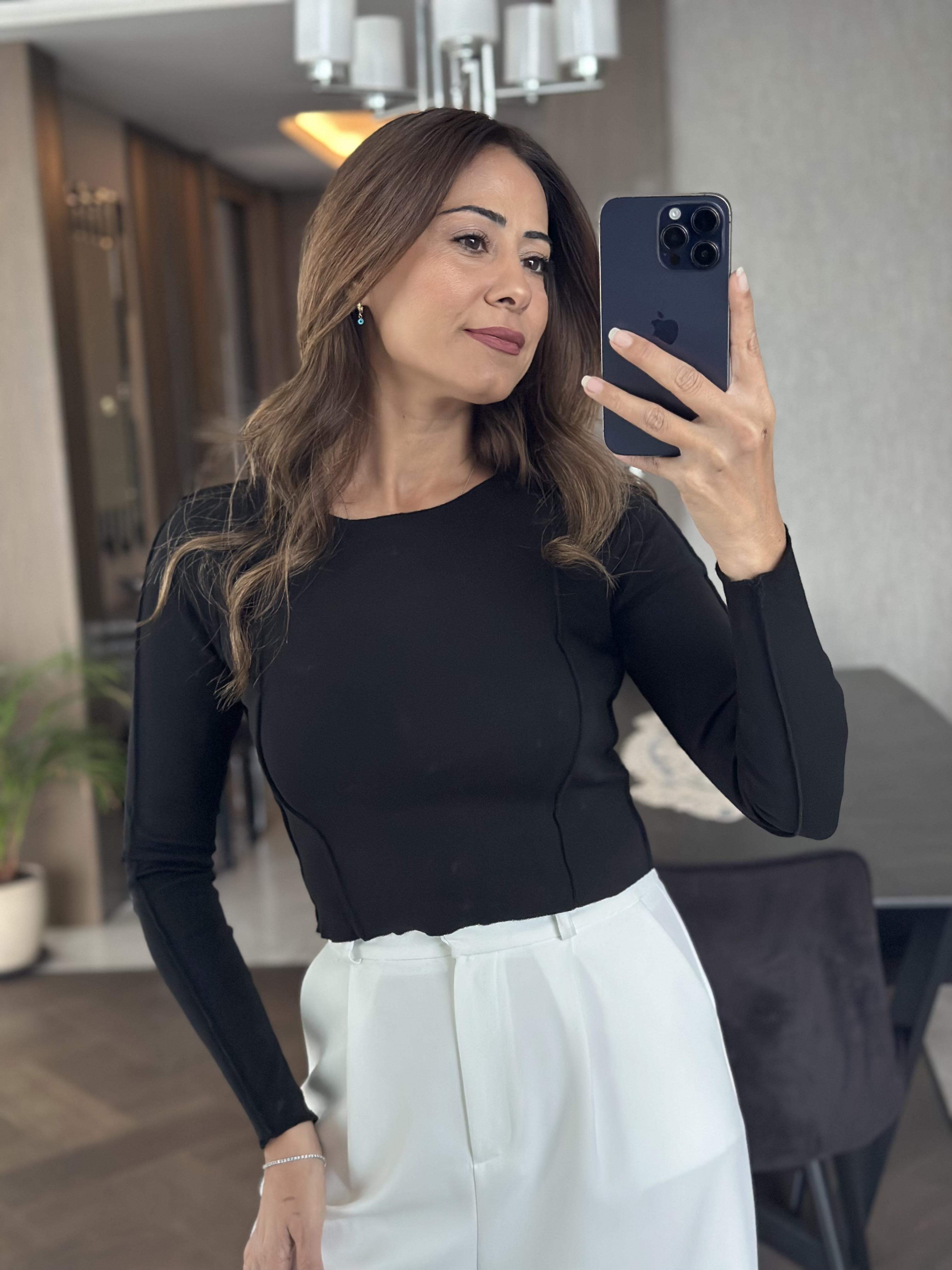 Siyah Bisiklet Yaka Ters Dikişli Uzun Kol Kadın Crop Body