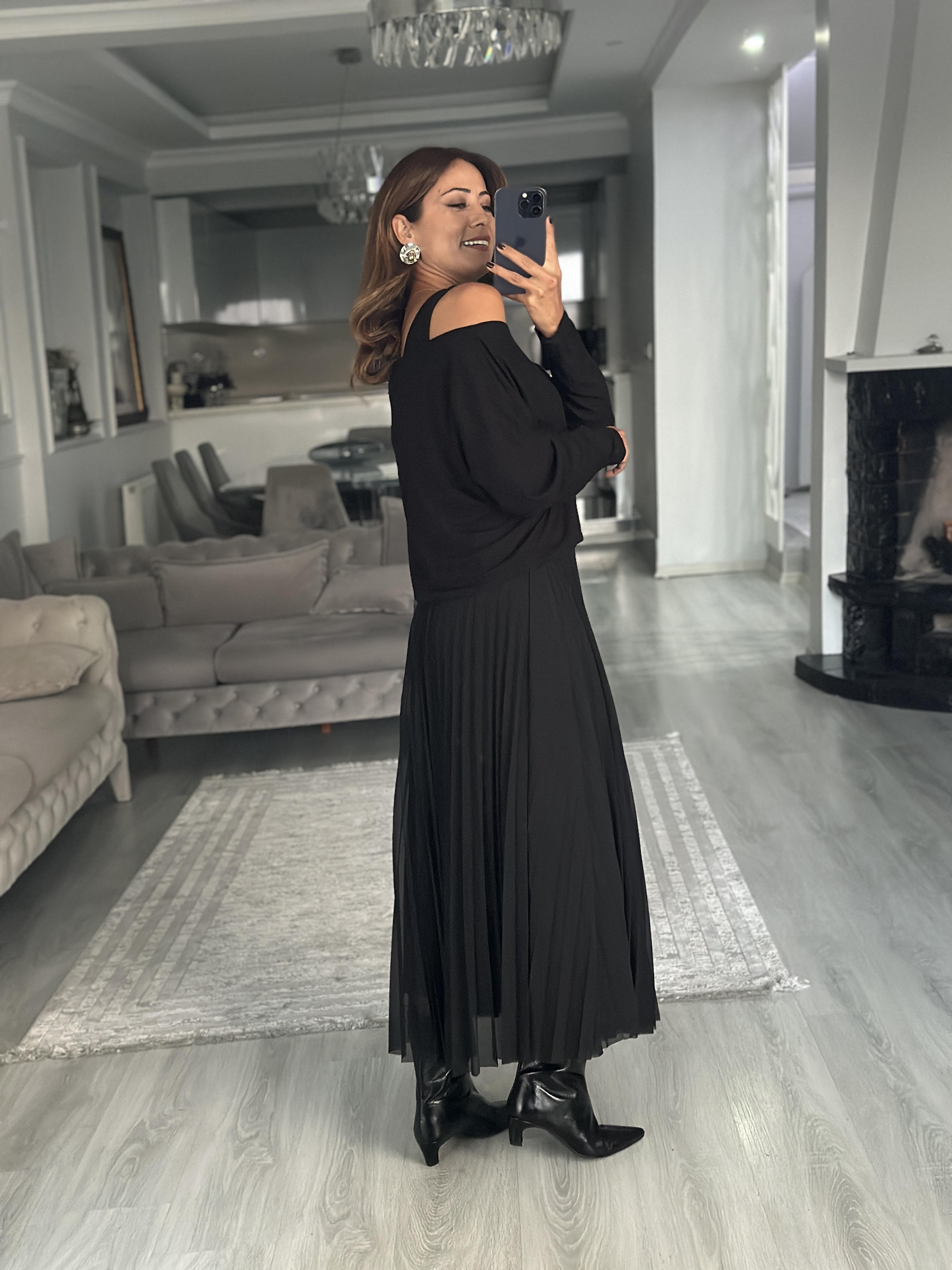 Siyah Bluzlu Piliseli Midi Boy Kadın İkili Elbise