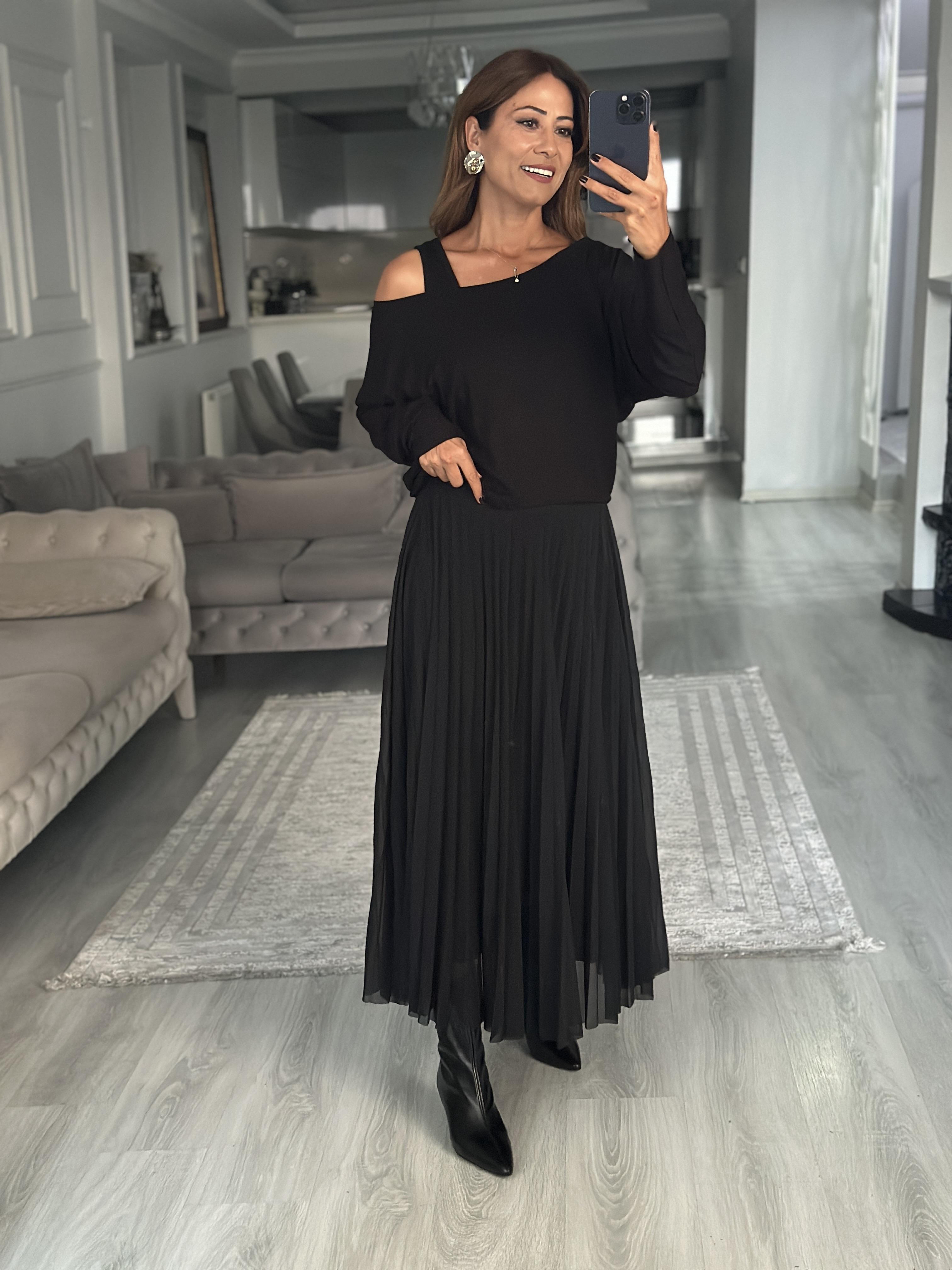 Siyah Bluzlu Piliseli Midi Boy Kadın İkili Elbise