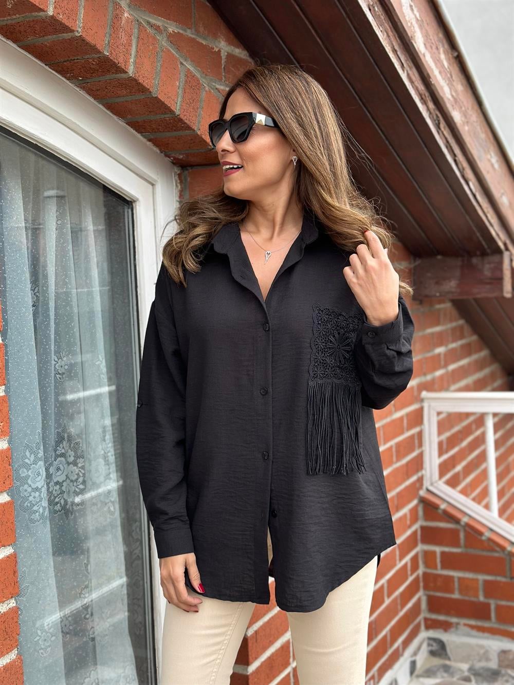 Siyah Cebi Dantel Keten Aerobin Kadın Gömlek