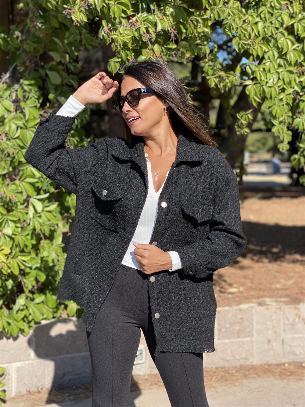 Siyah Çift Cepli Şönil Gabardin Kadın Gömlek