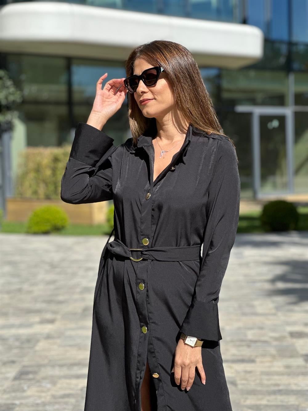 Siyah Gold Düğmeli Kuşaklı Midi Boy Kadın Gömlek  Elbise