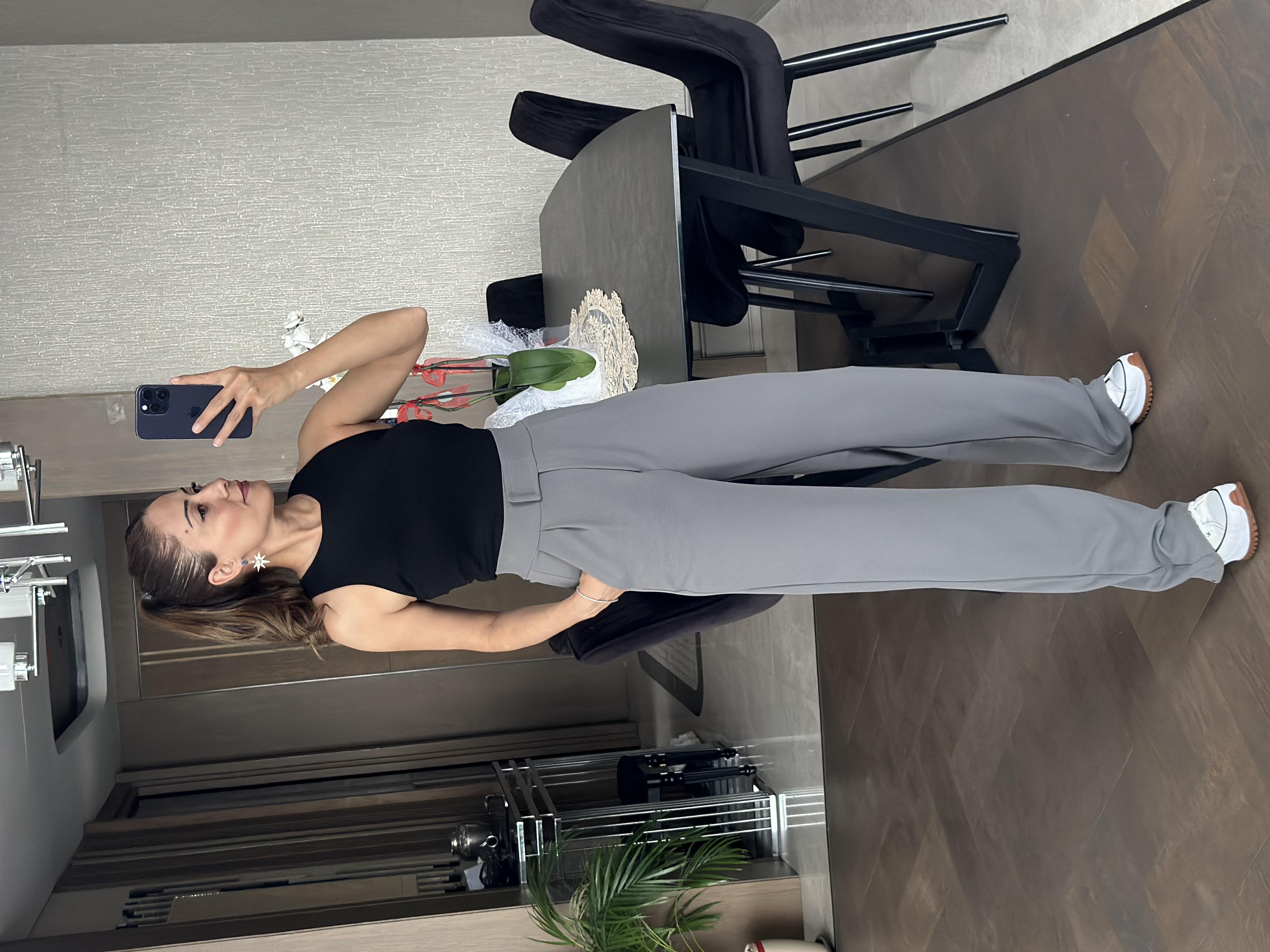 Siyah Halter Yaka Sıfır Kol Kadın Body