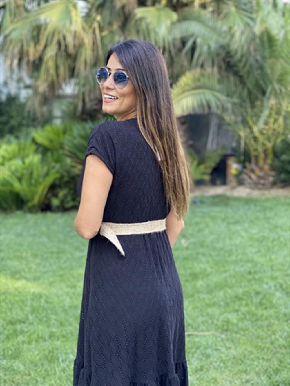 Siyah Hasır Kemerli Kruvaze Yaka Örme Brode Kadın Elbise