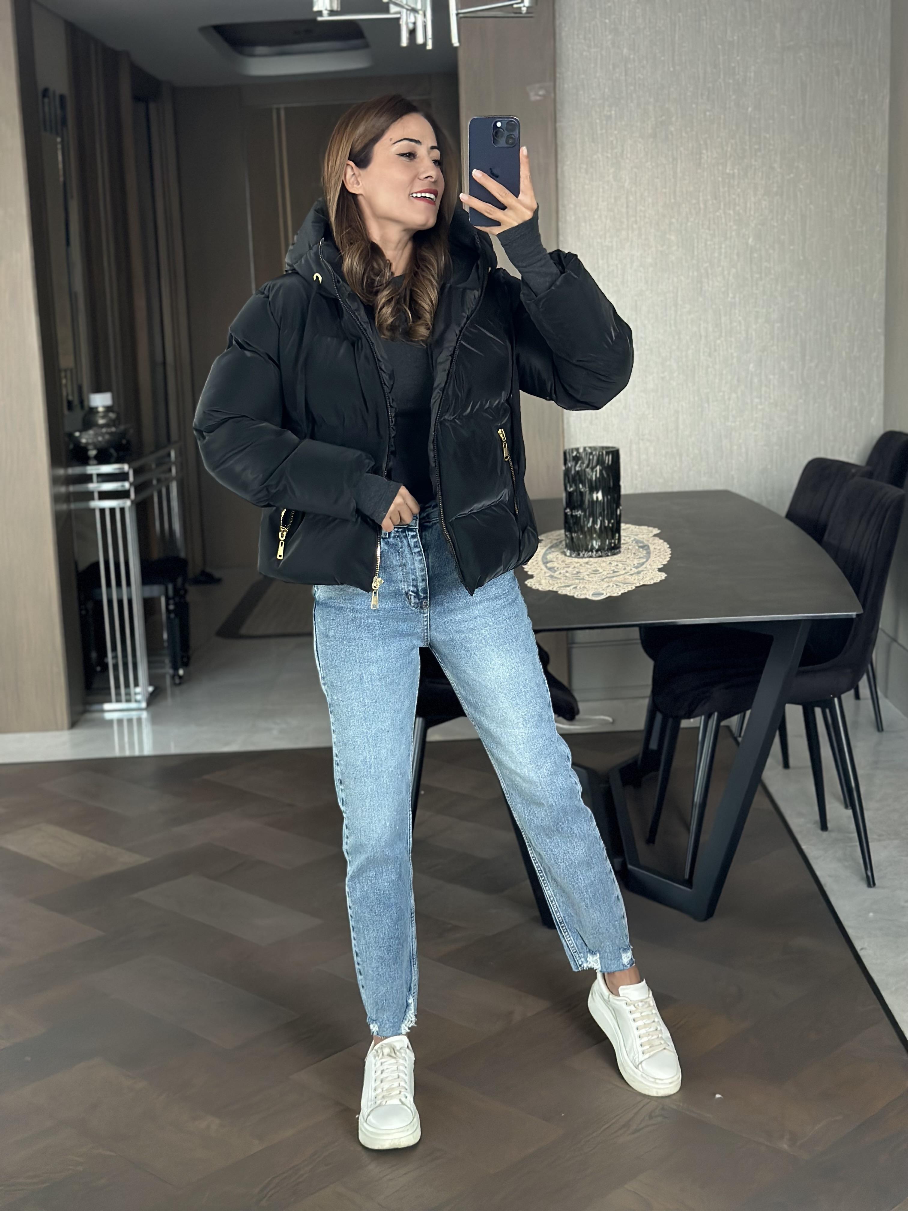 Siyah İnfinity Gold Fermuarlı Kadın Şişme Mont