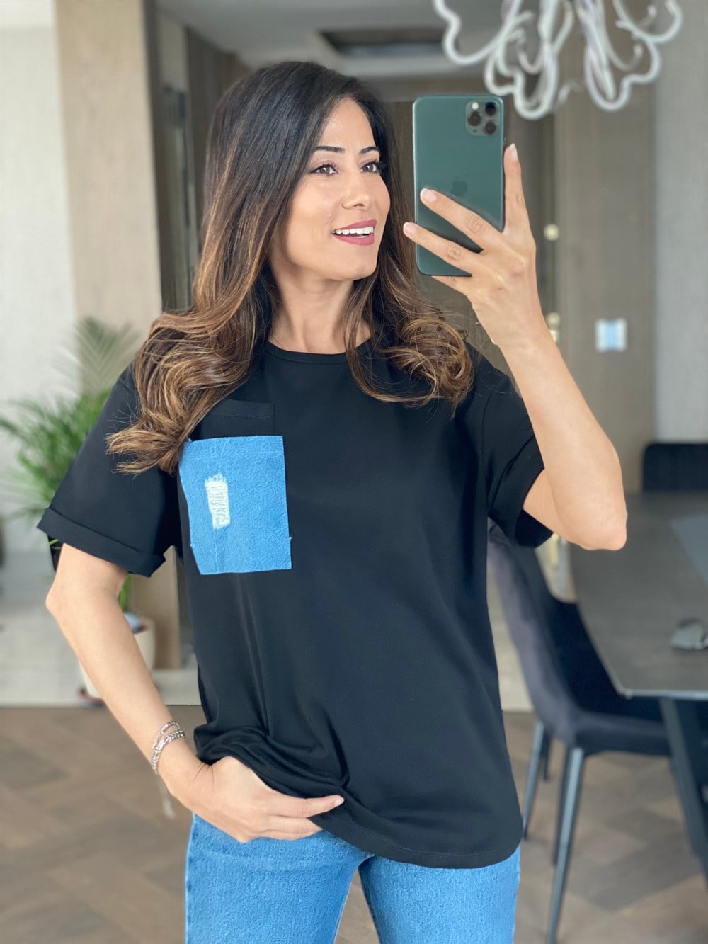 Siyah Jean Detay Çift Cepli T-Shirt