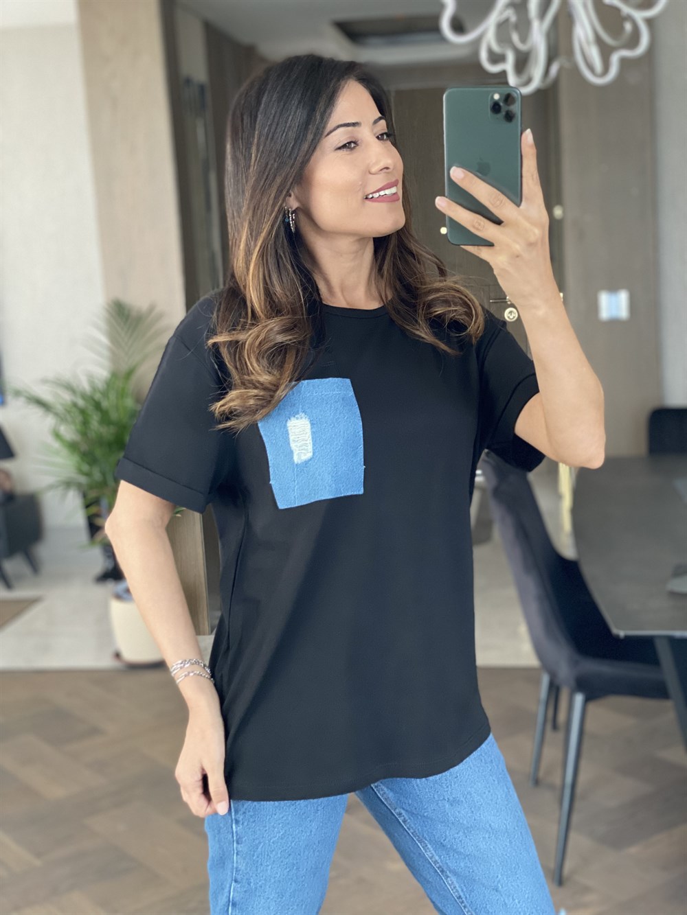 Siyah Jean Detay Çift Cepli T-Shirt