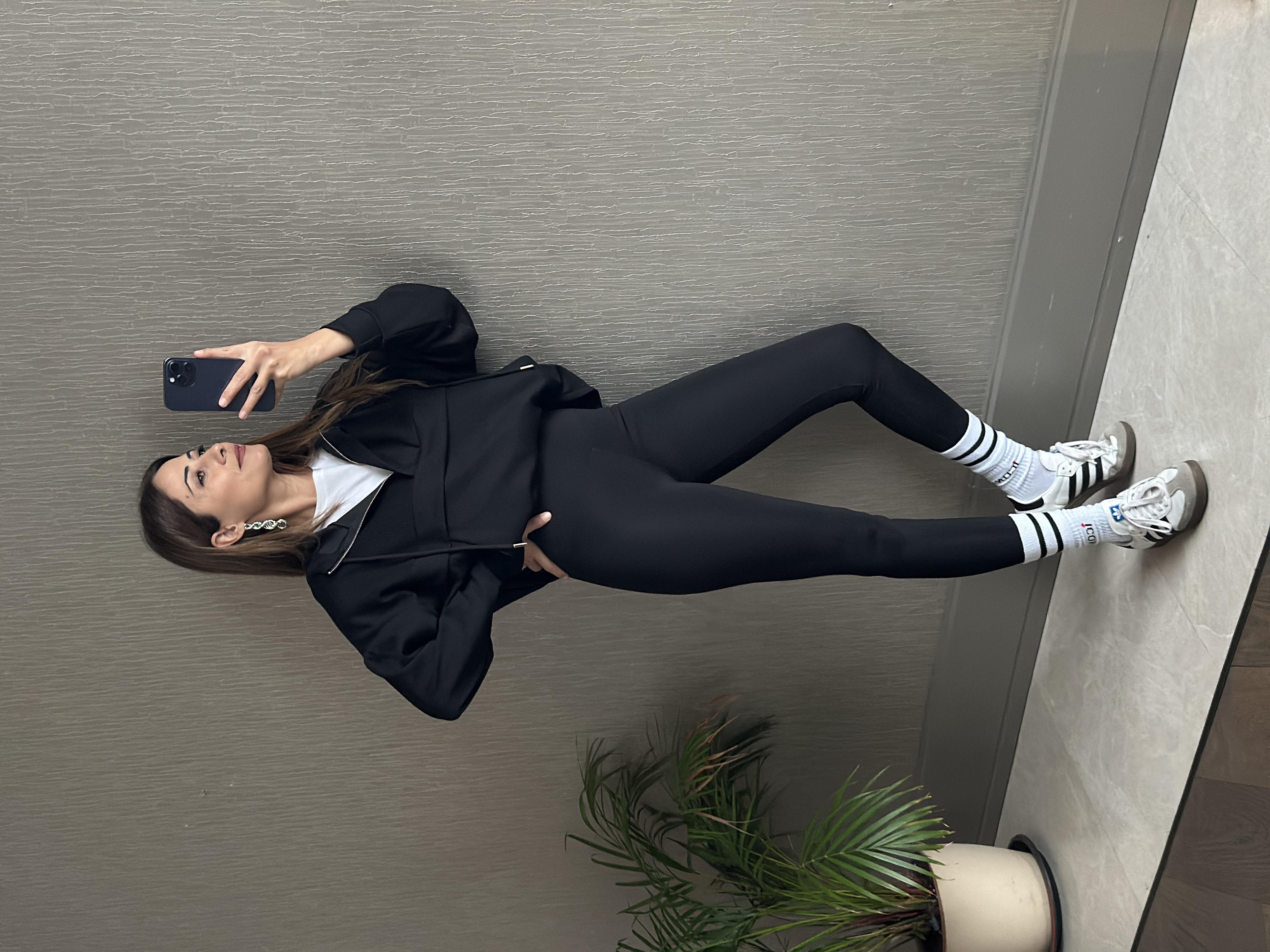 Siyah Kapüşonlu Yarım Fermuarlı Kanguru Cep Modal Kadın Sweatshirt