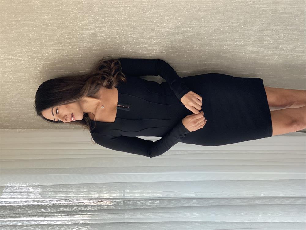 Siyah Kare Yaka Önü Agraflı Dikiş Detay Kadın Elbise 