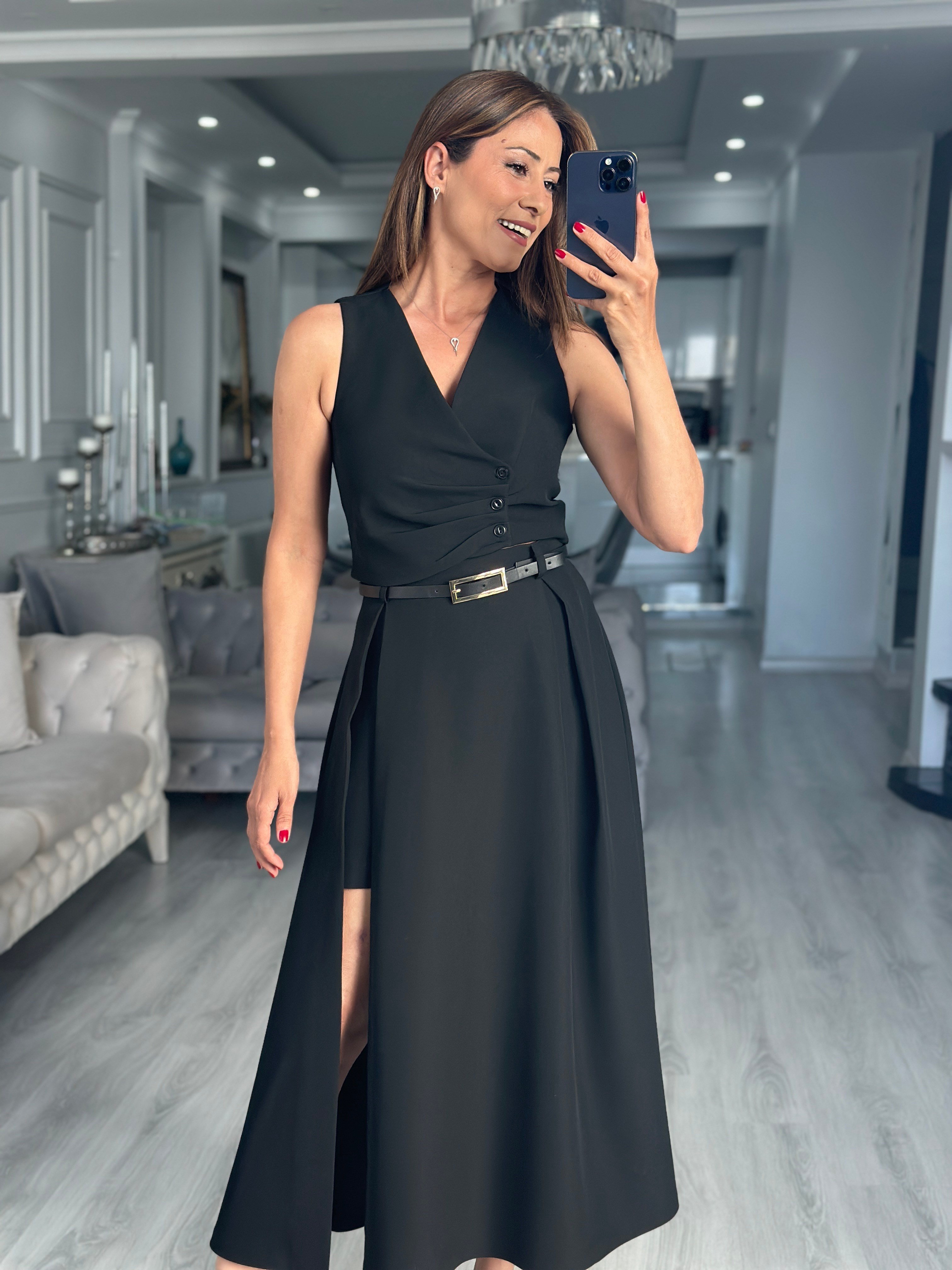 Siyah Kemerli Kalın Pileli Midi Boy Kadın Etek