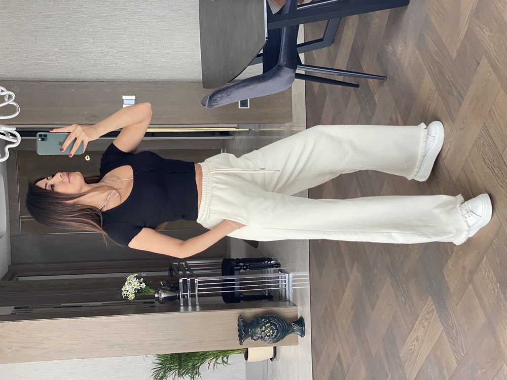 Siyah  Kısa Kol Önü Düğmeli Crop Body