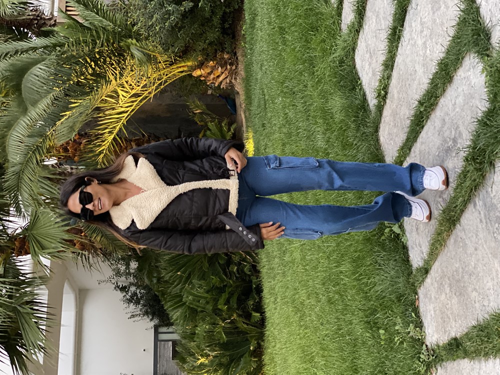 Siyah Kıvırcıklı Kapitone Kadın Mont