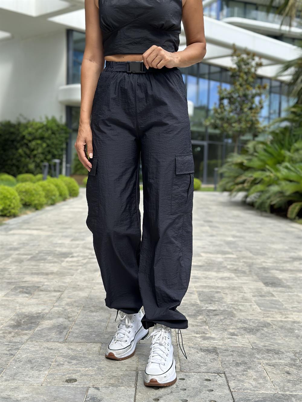 Siyah Klips Toka Kargo Cep Paraşüt Kadın Pantolon