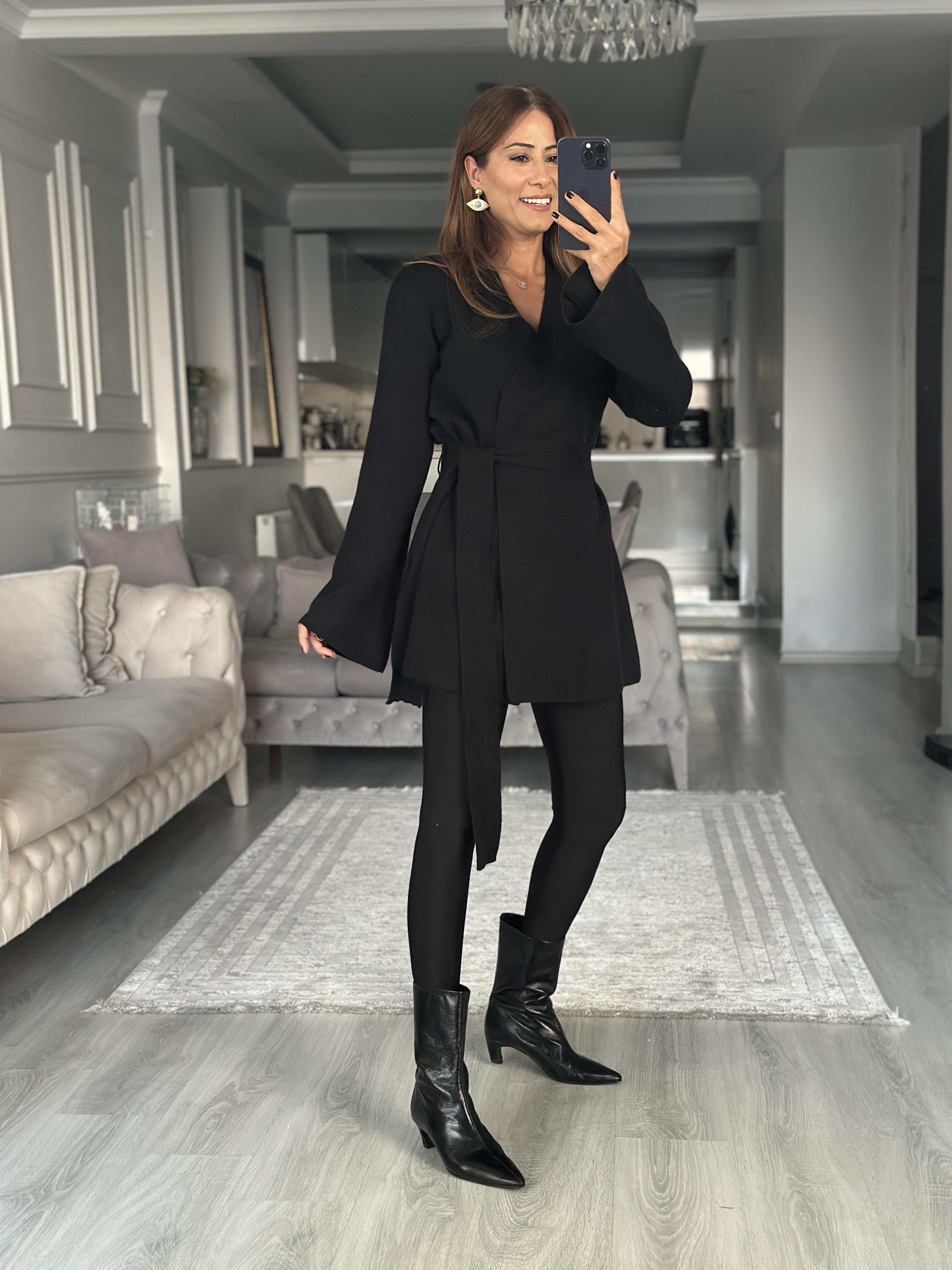 Siyah Kruvaze Kemerli Yün Karışımlı Kadın Triko Hırka 