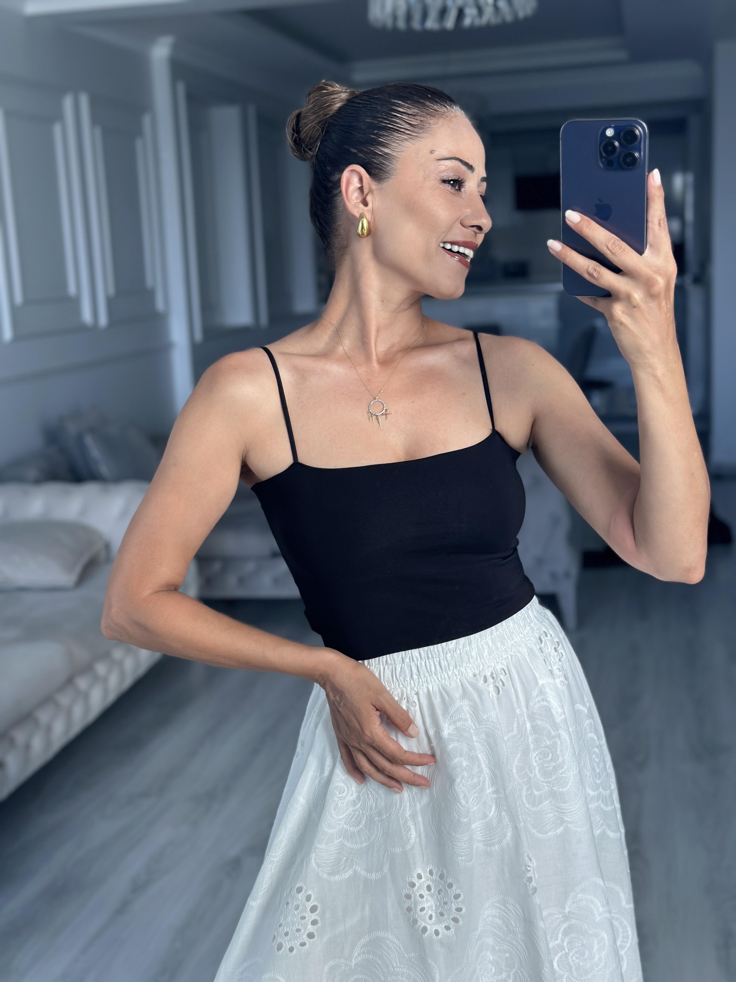 Siyah Kuplu Lastik Askılı Kadın Body