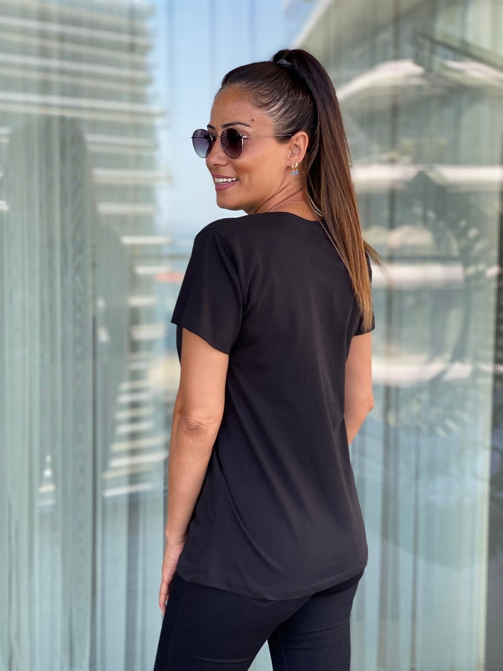 Siyah Love Taş Detay T-Shirt