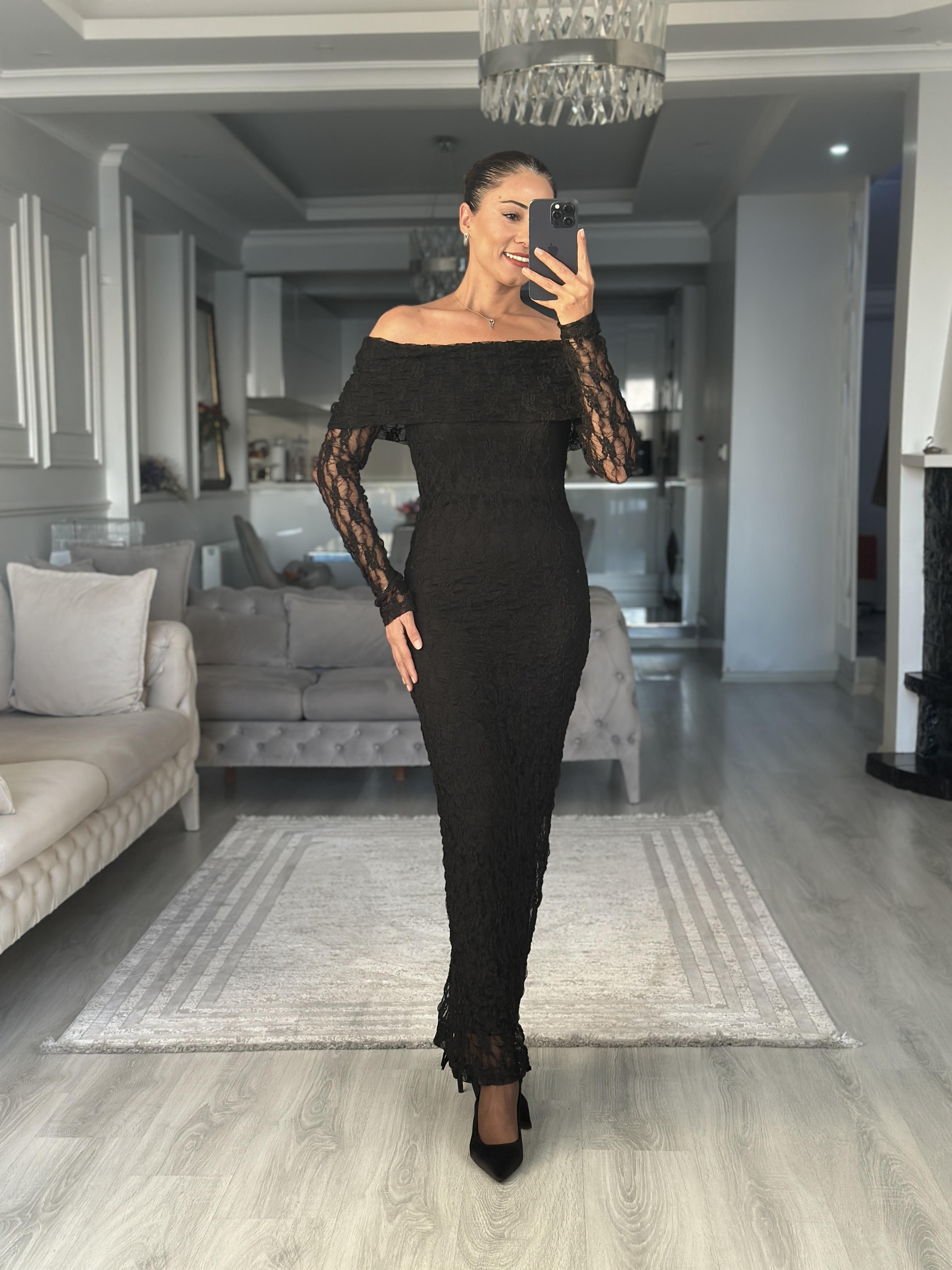 Siyah Madonna Yaka Dantel Maksi Boy Kadın Elbise