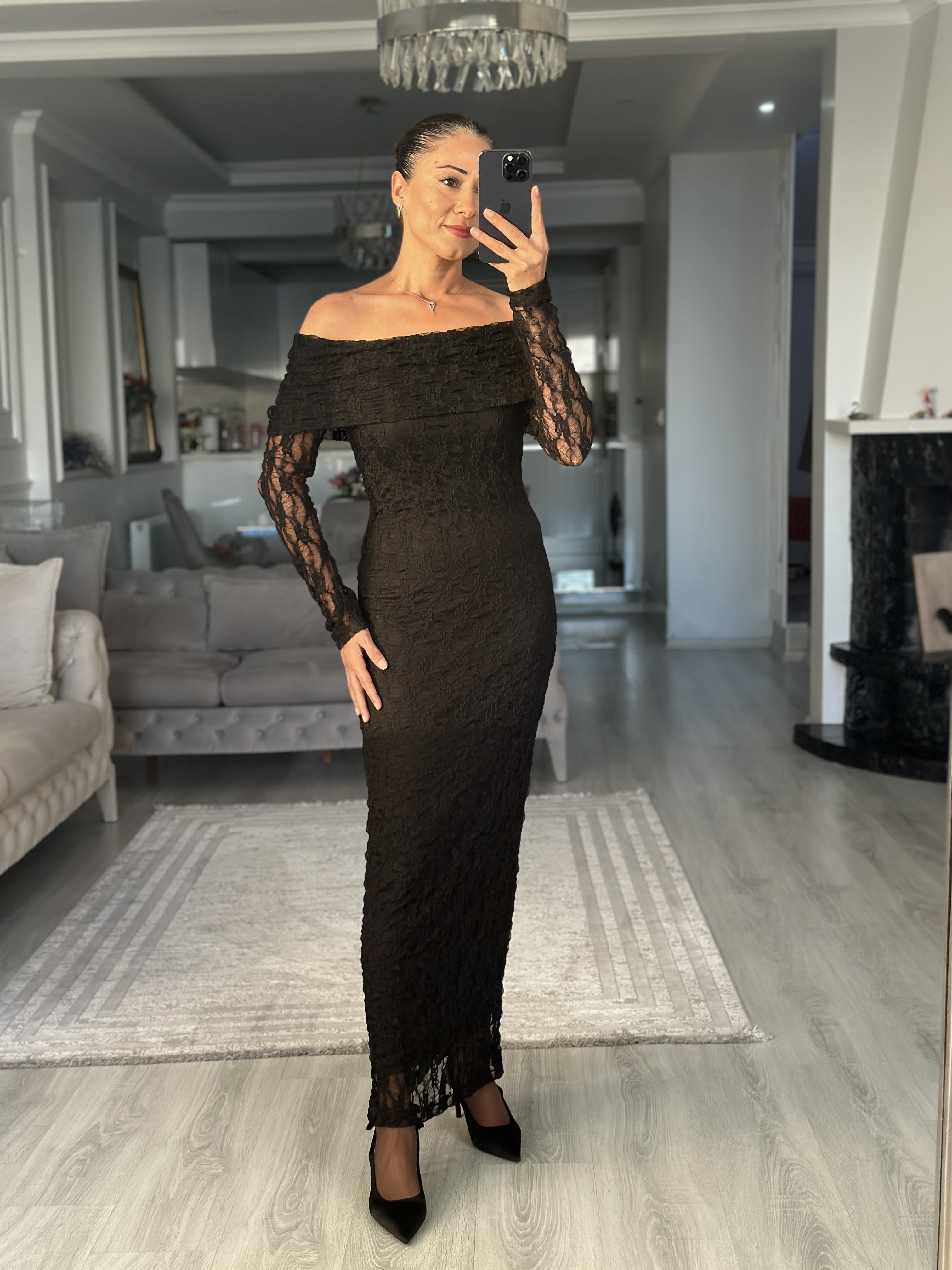 Siyah Madonna Yaka Dantel Maksi Boy Kadın Elbise