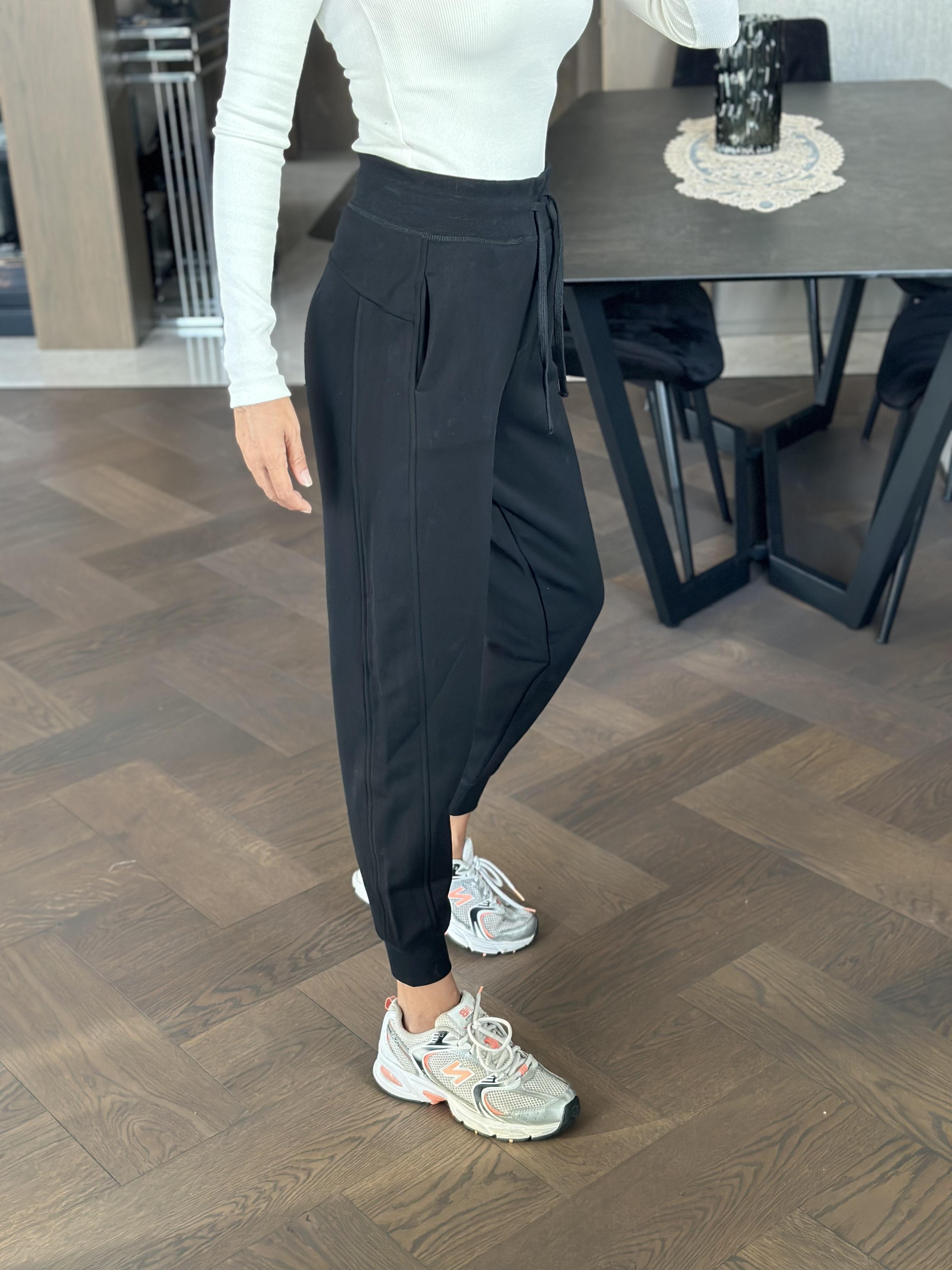 Siyah Marka Model Yanları Çift Dikişli  Kadın Eşofman Altı 