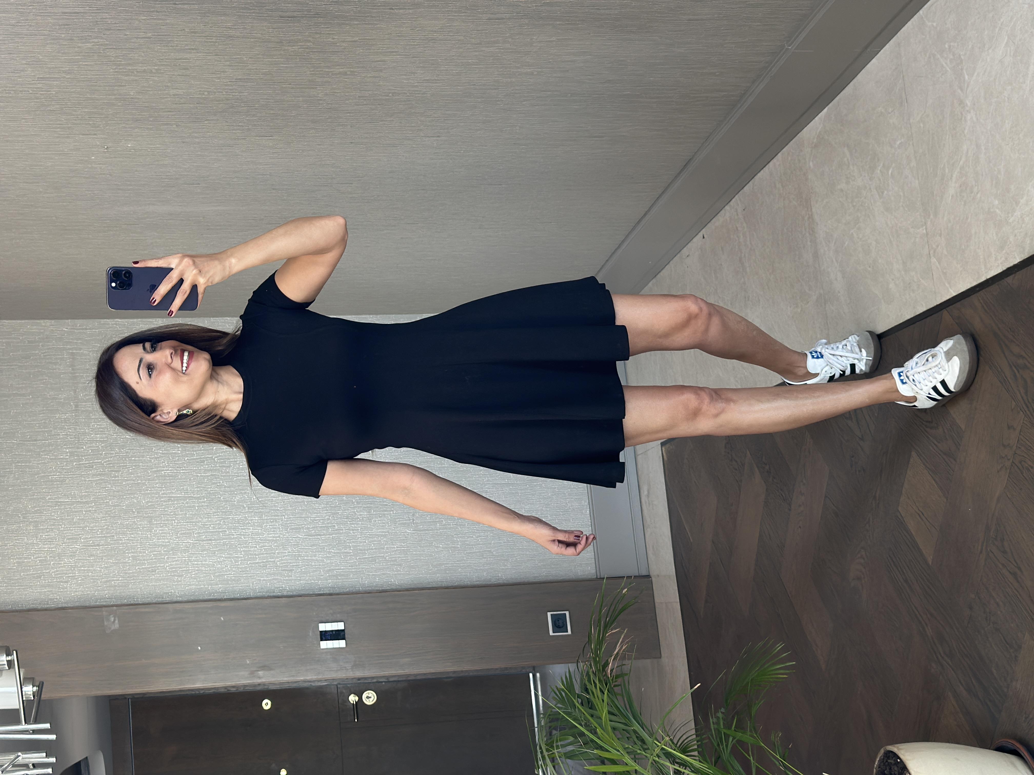 Siyah Modal Kısa Kol Dikiş Detay Kadın Mini  Kloş Elbise