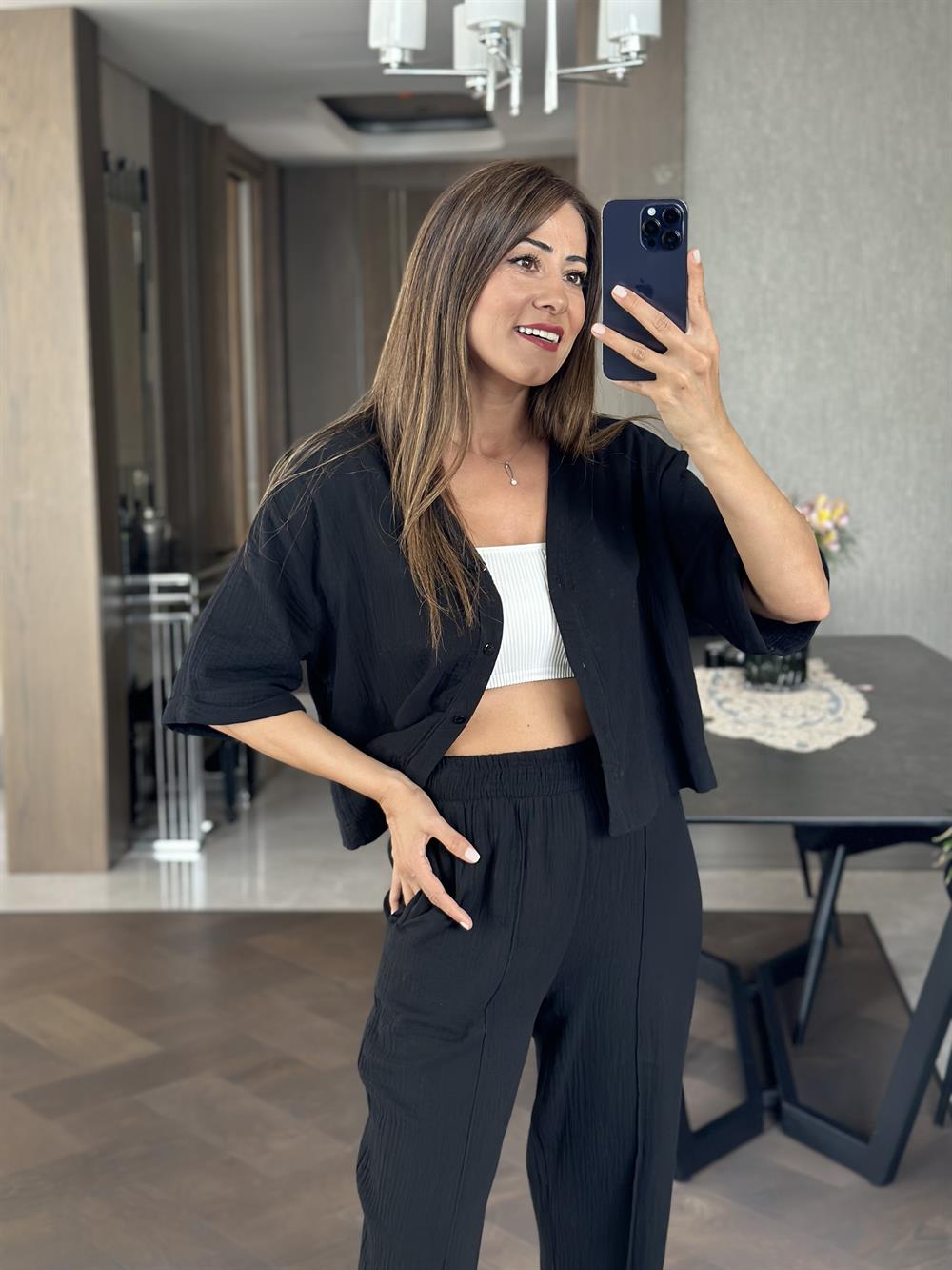 Siyah Müslin V Yaka Düğmeli Crop Gömlek Pantolon Kadın İkili Takım