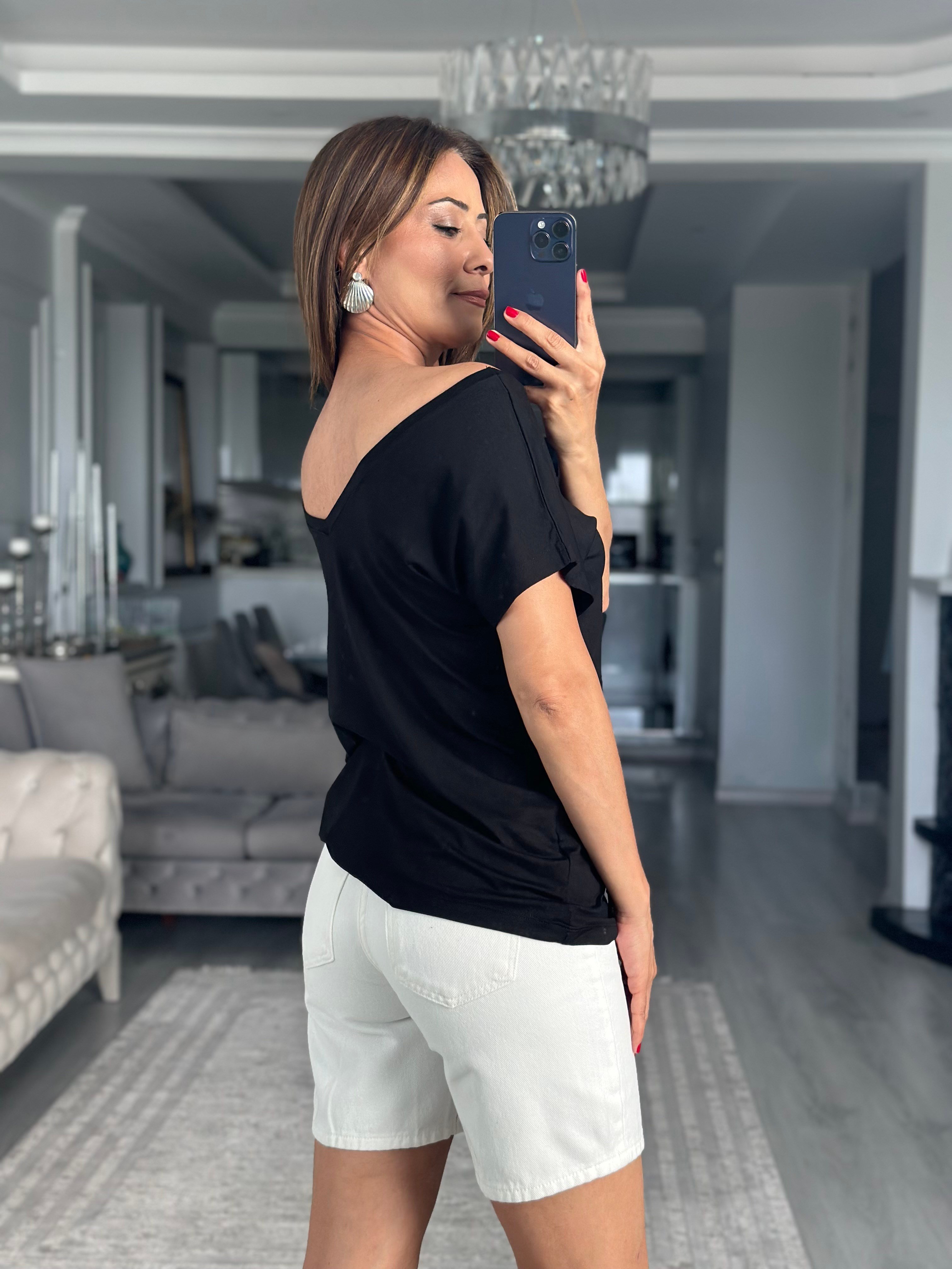 Siyah Ön Arka V Yaka Kısa Kol Kadın T-Shirt