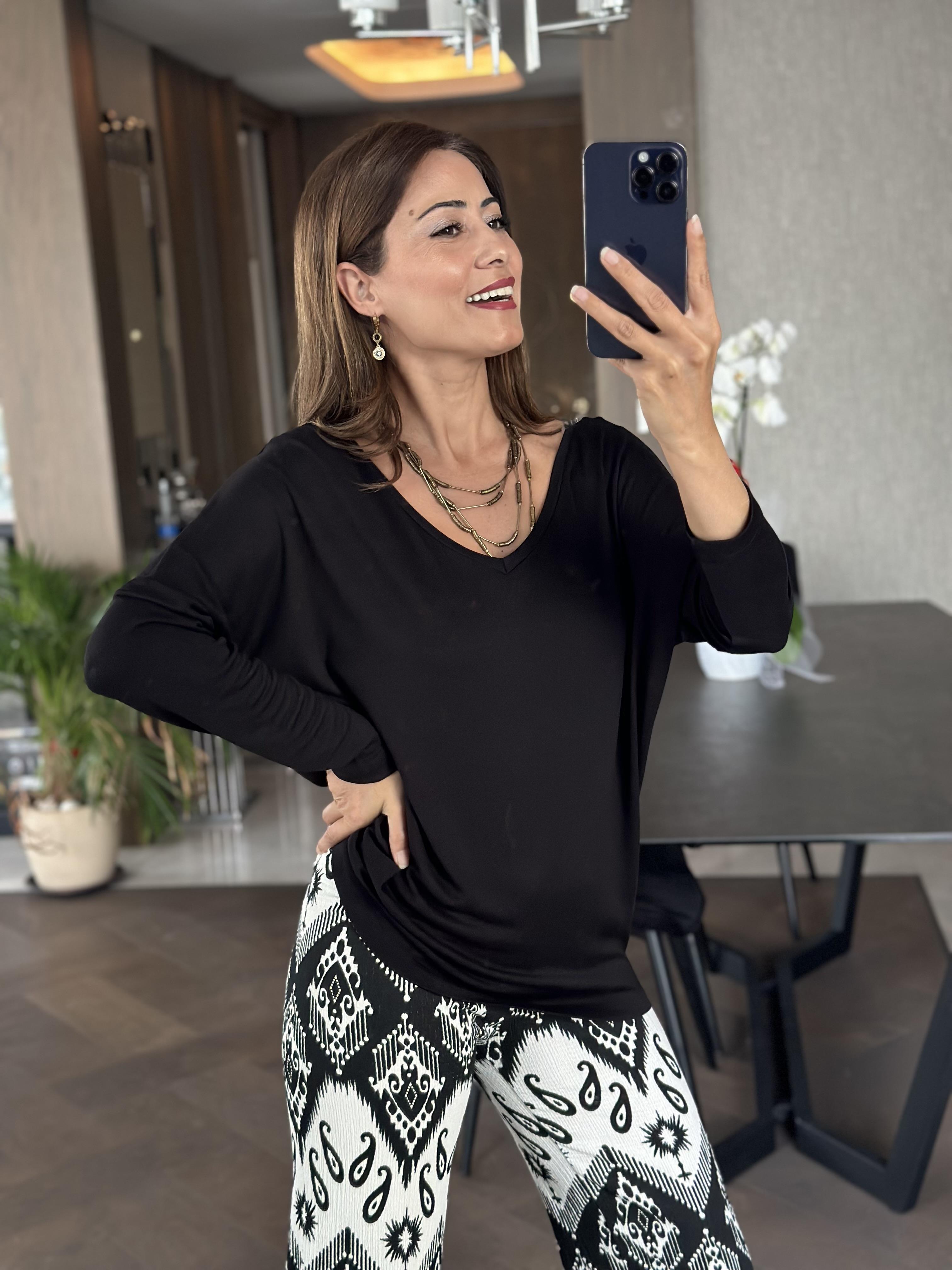 Siyah Ön Arka V Yaka Uzun Kol Kadın Bluz