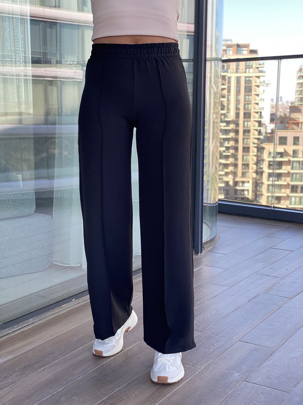 Siyah Önü Dikişli Aerobin Pantolon