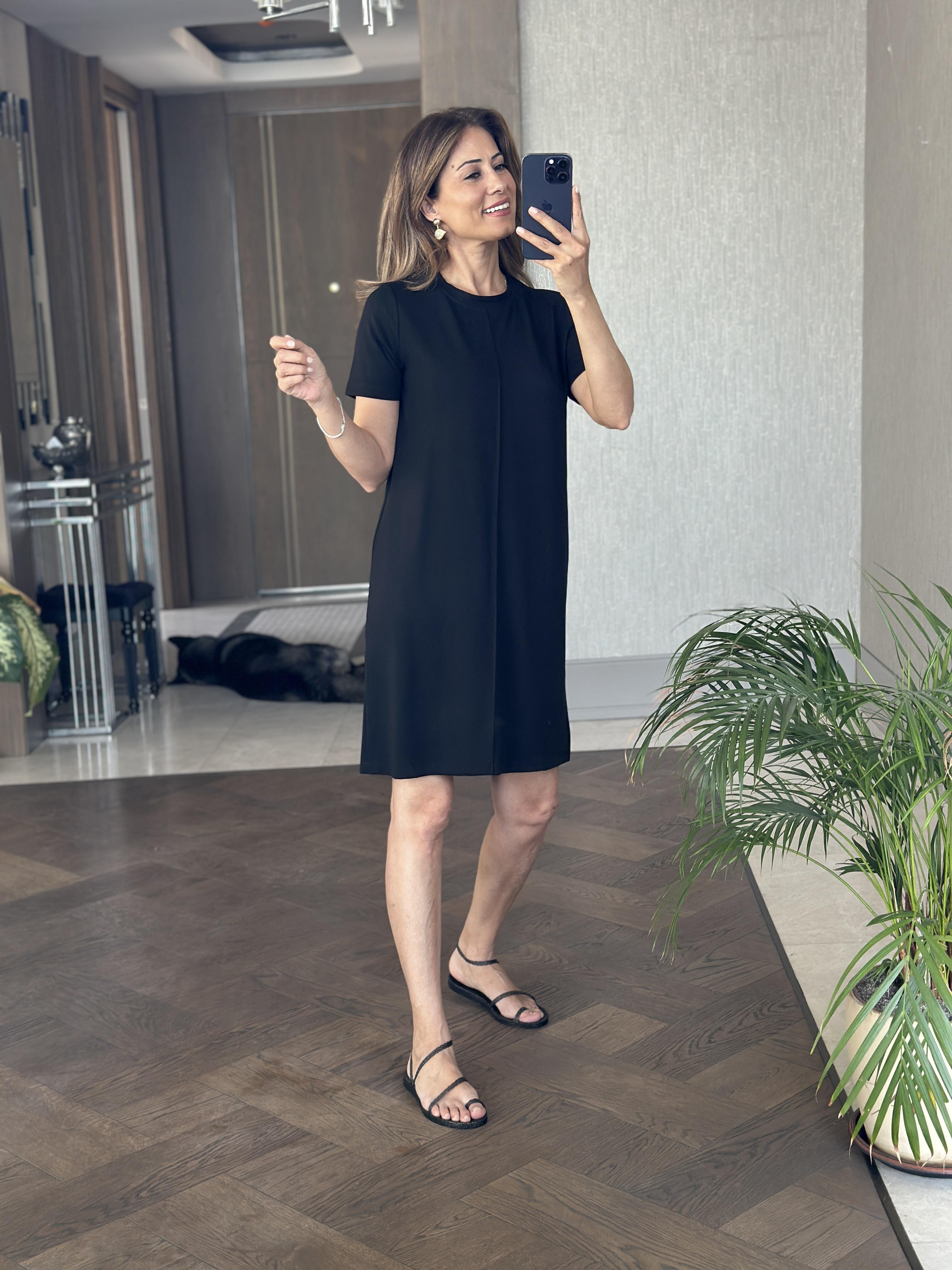Siyah Önü Dikişli Kısa Kol Modal Kadın Mini Elbise