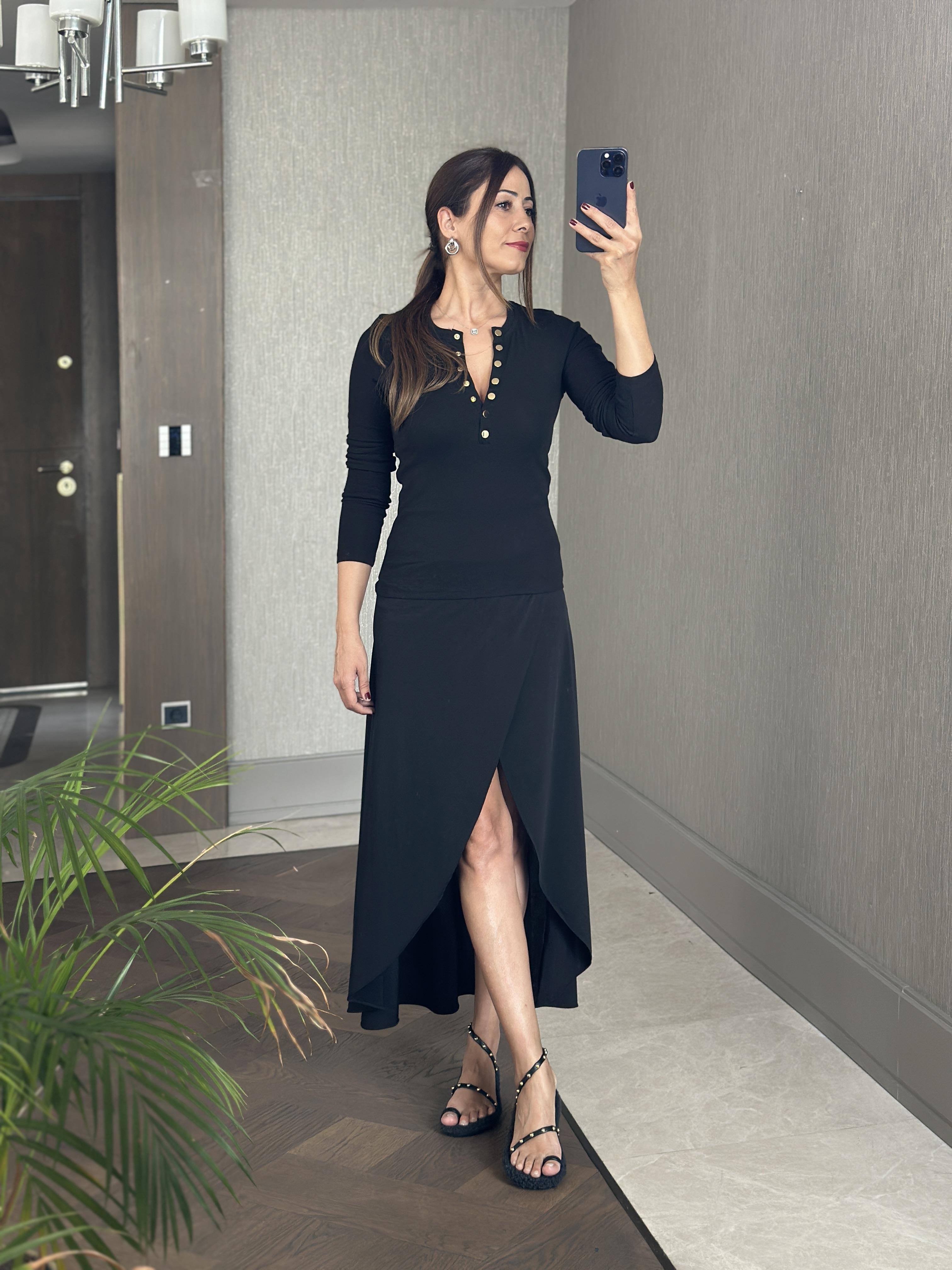 Siyah Çıtçıt Düğmeli Bisiklet Yaka Uzun Kol Kaşkorse Kadın Body